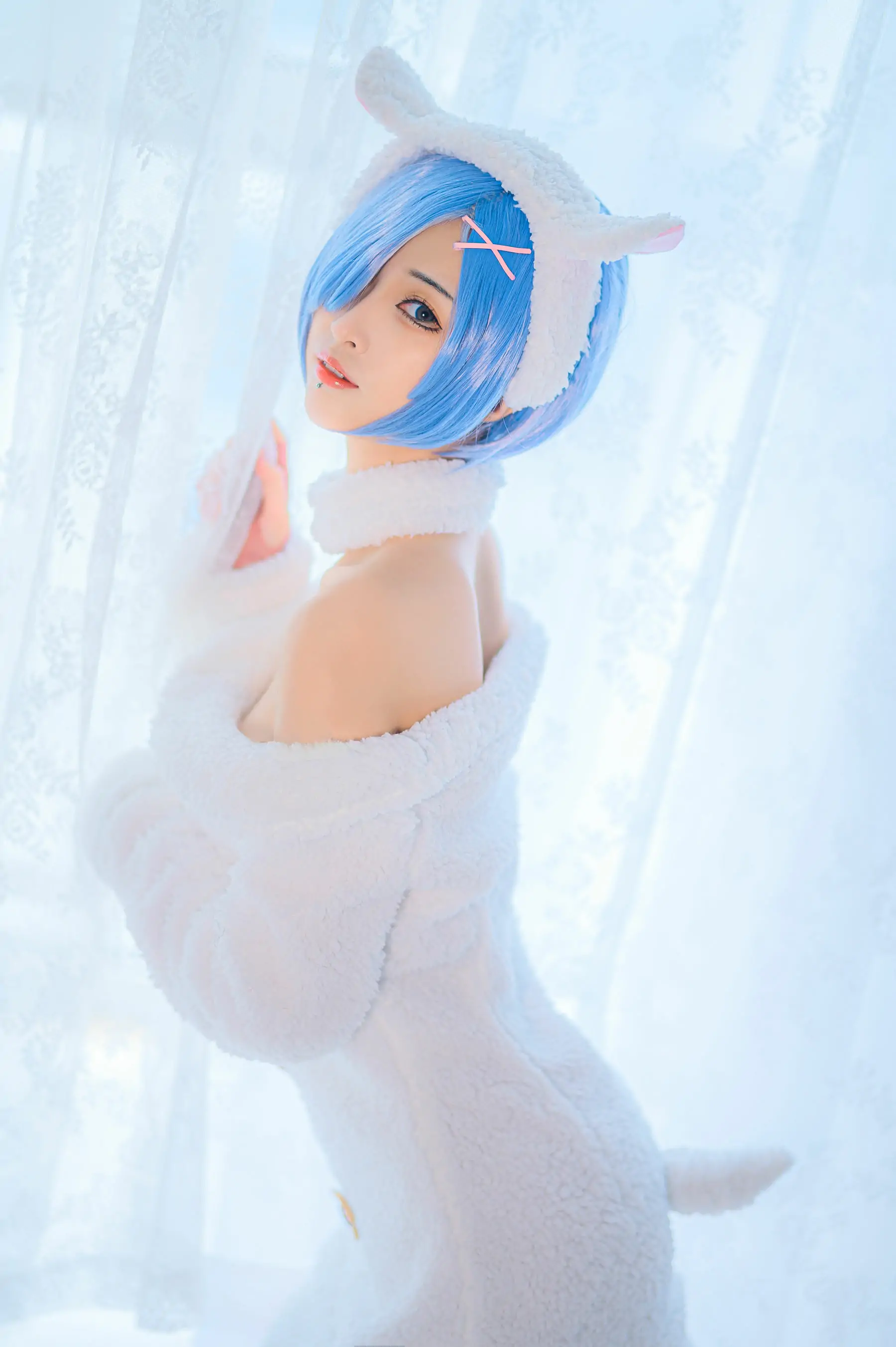 [福利COS] 妹抖青写真 - 蕾姆绵羊