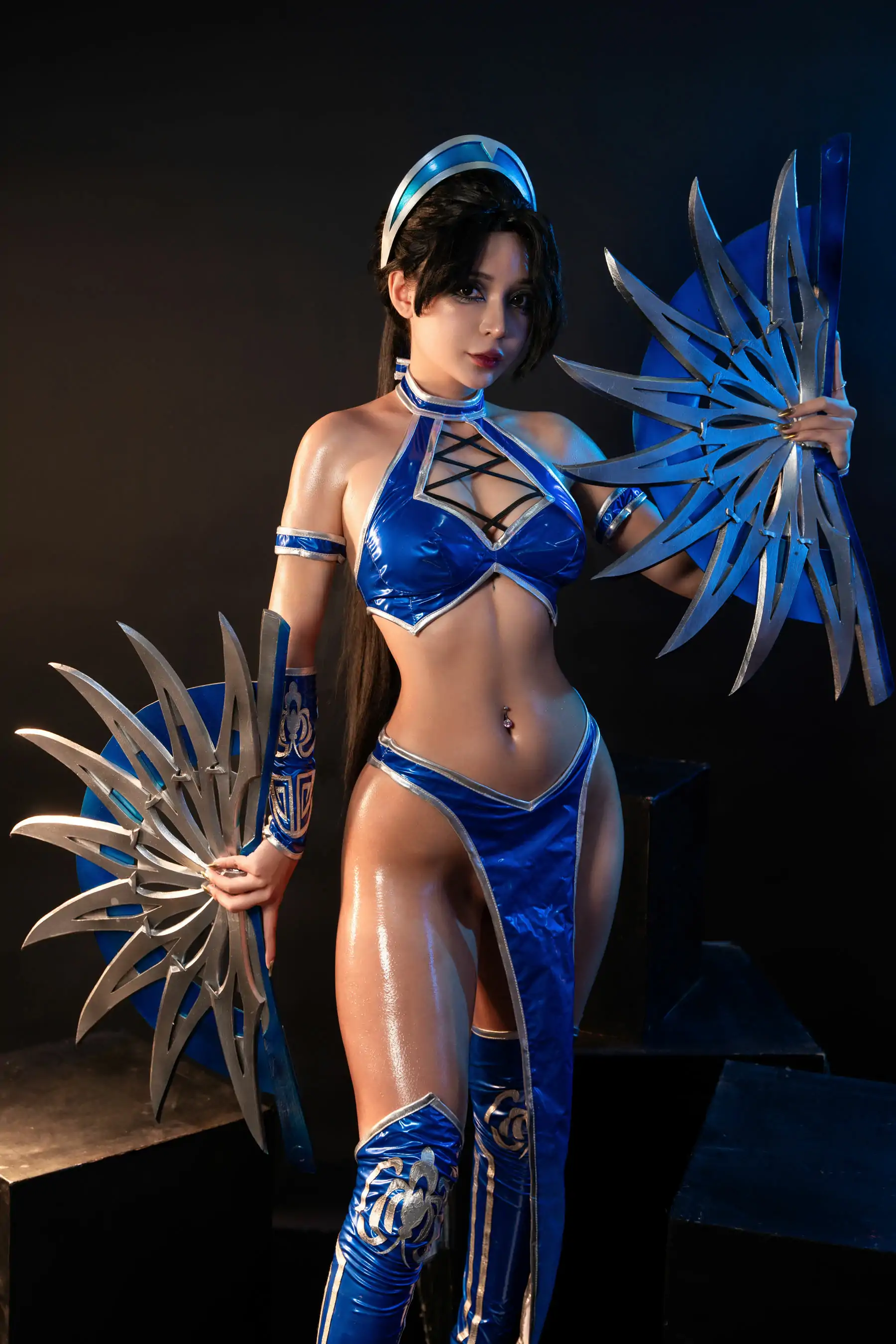 Umeko J - cosplay Kitana Mortal Kombat