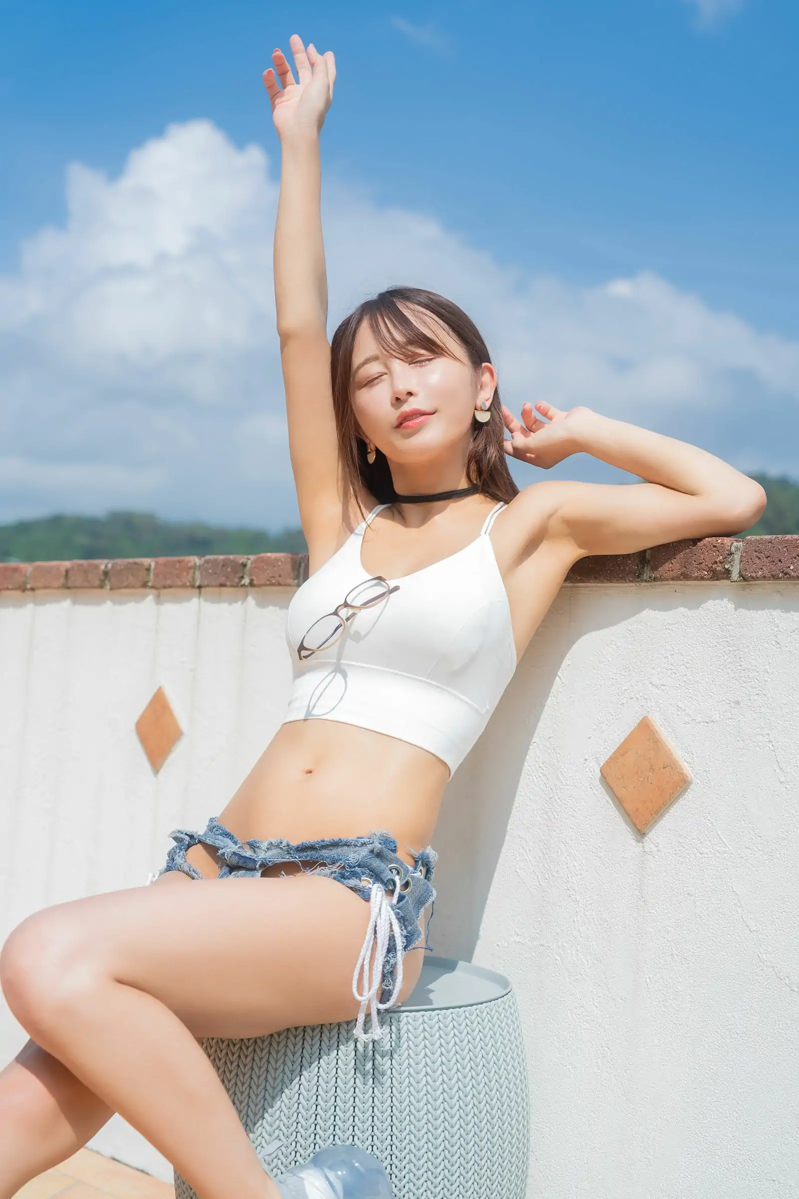 いくみ – (193iKkyu3) [Fantia] [2023.09.29] Heavily Torn Jeans