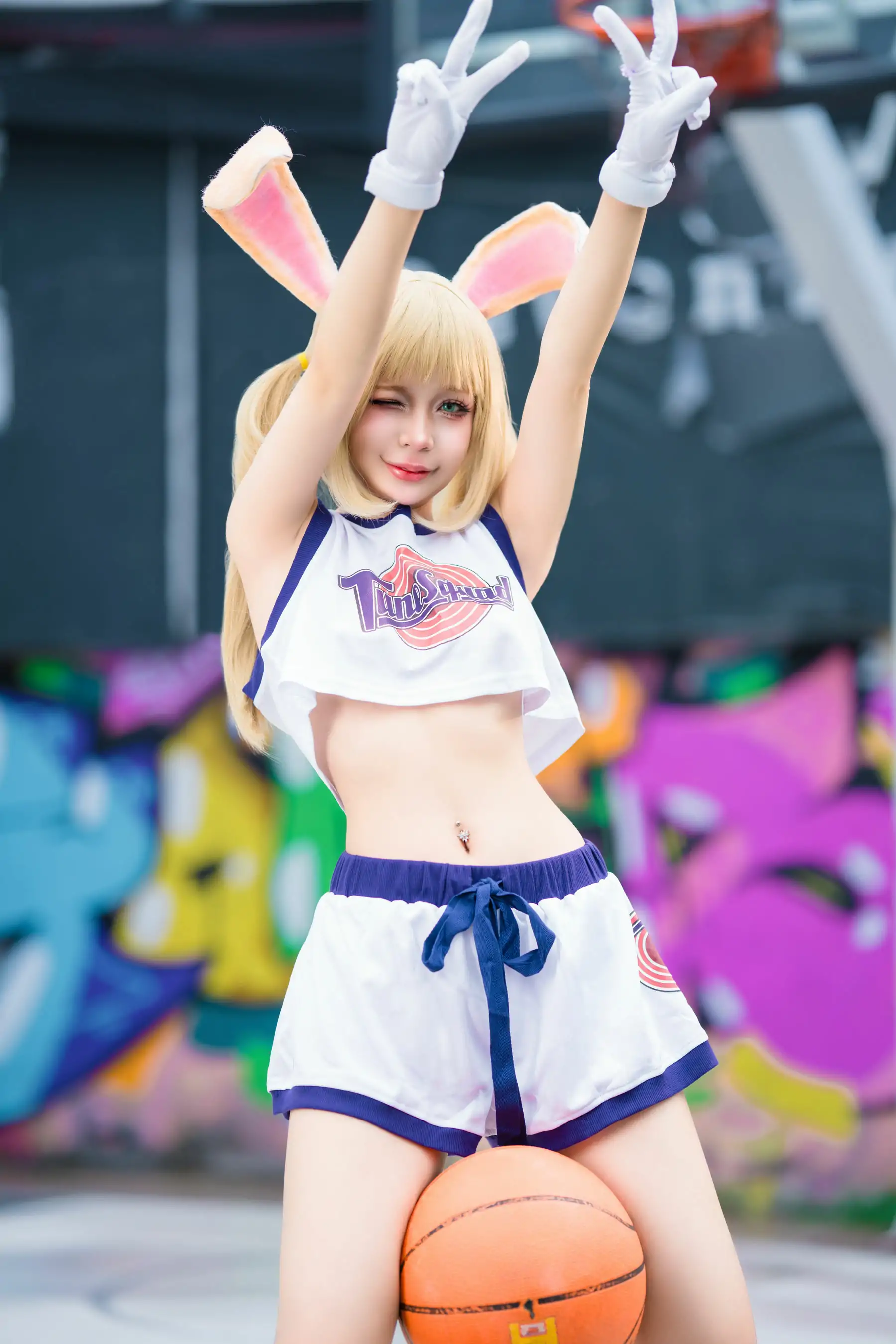 Umeko J - Lola Bunny