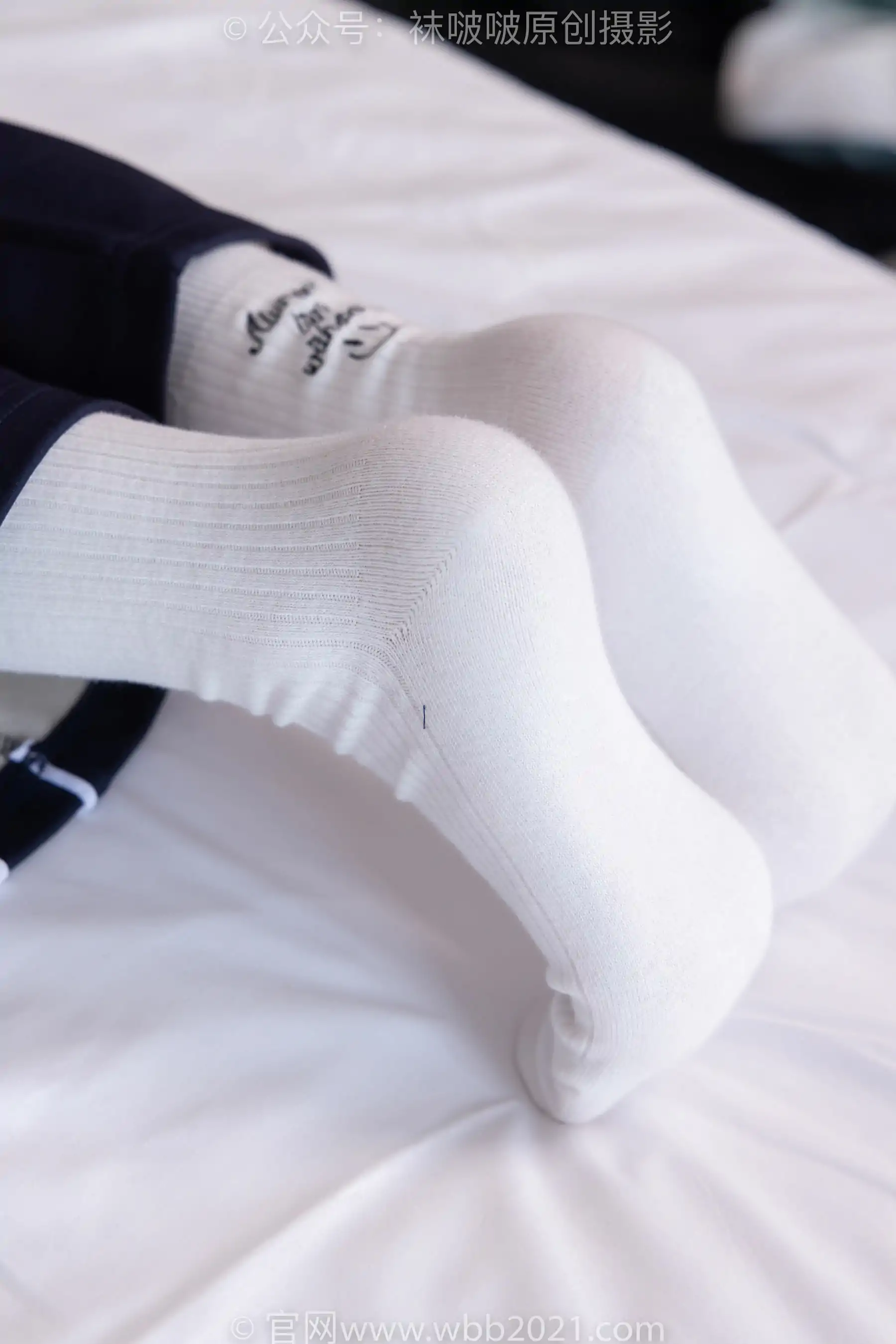 BoBoSocks袜啵啵 No.456 甜甜圈 -运动鞋、白棉袜、裸足、校服