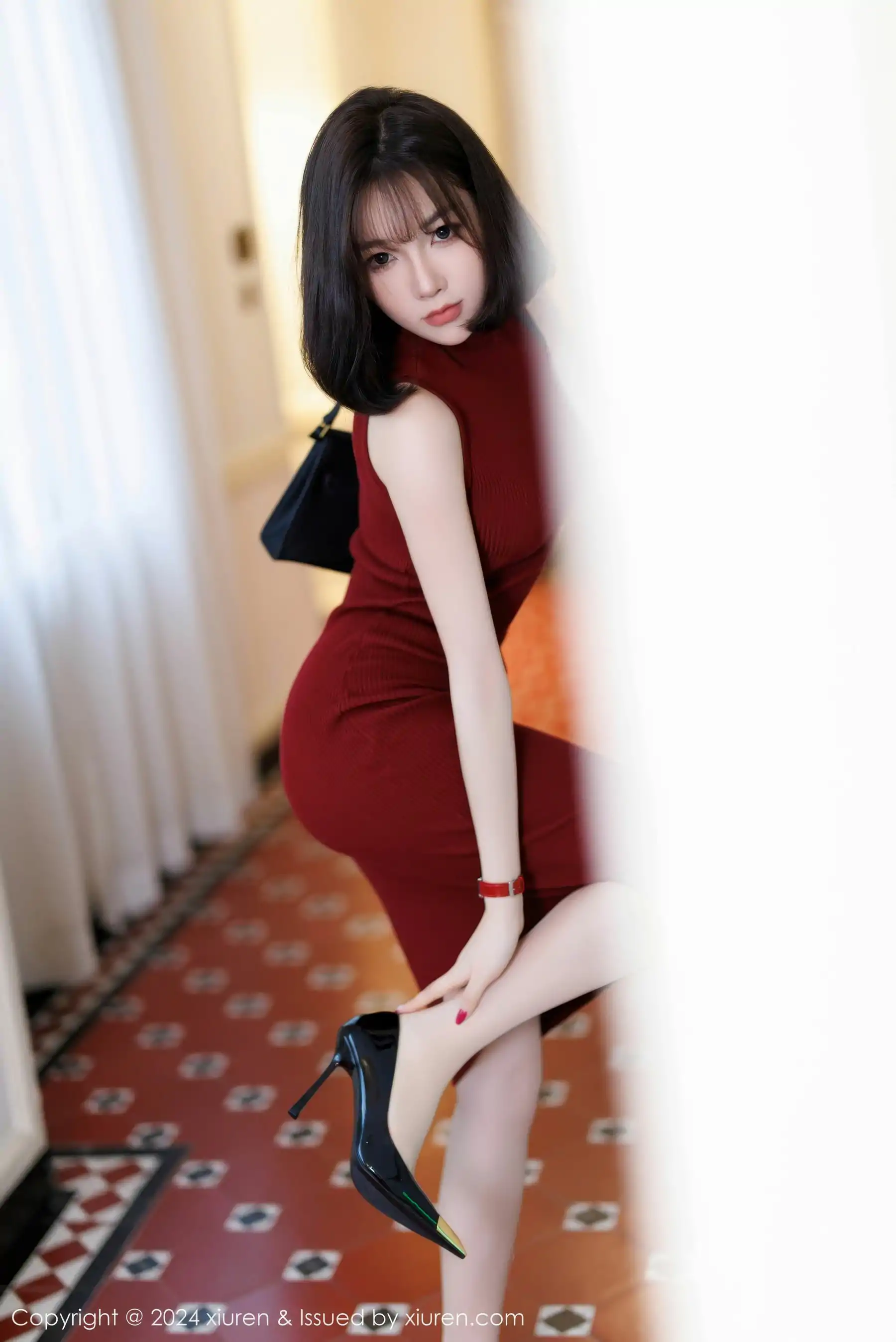[秀人XiuRen] 2024.12.12 No.9589 徐莉芝Booty