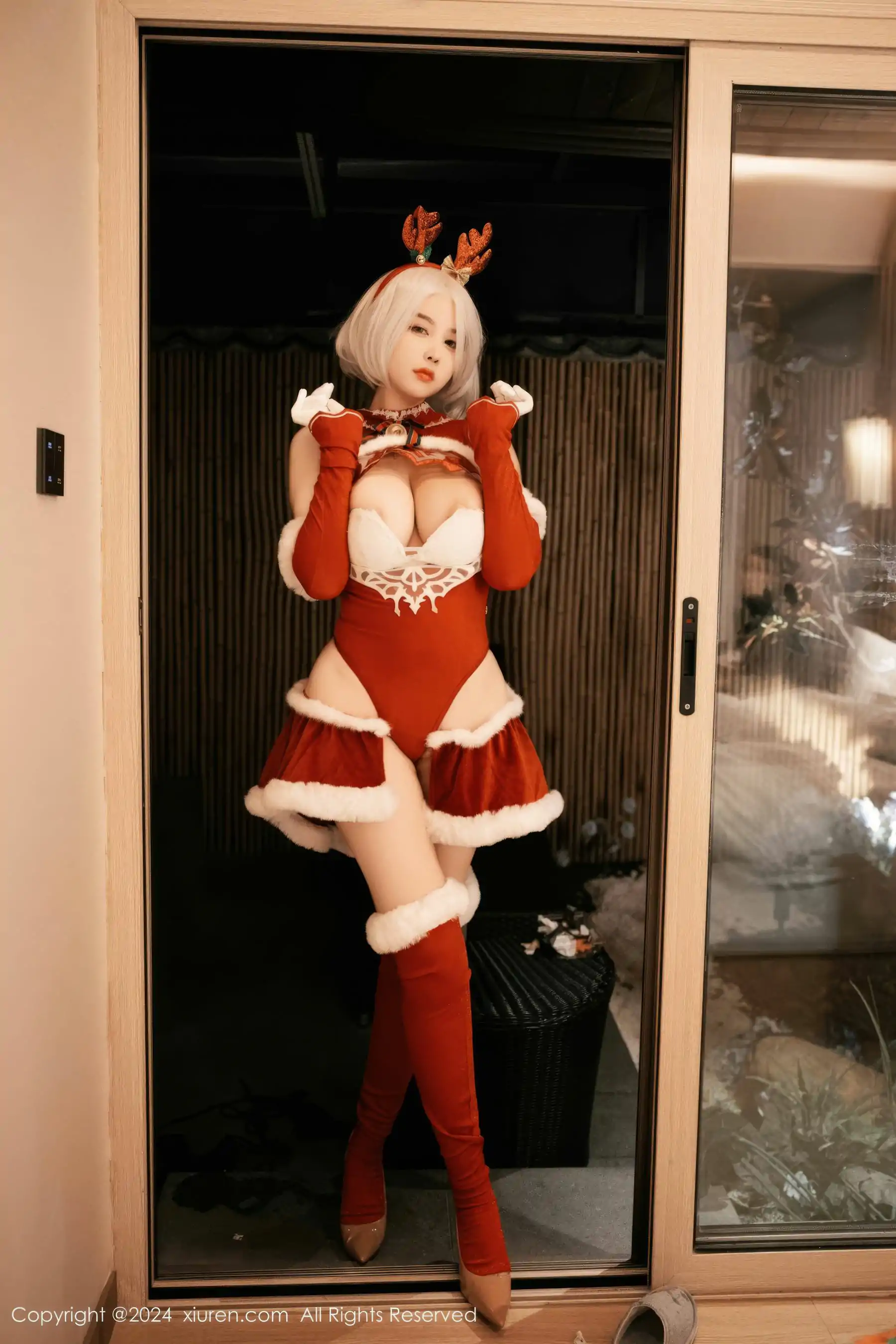 [秀人XiuRen] 2024.12.26 No.9660 樱桃小犊子