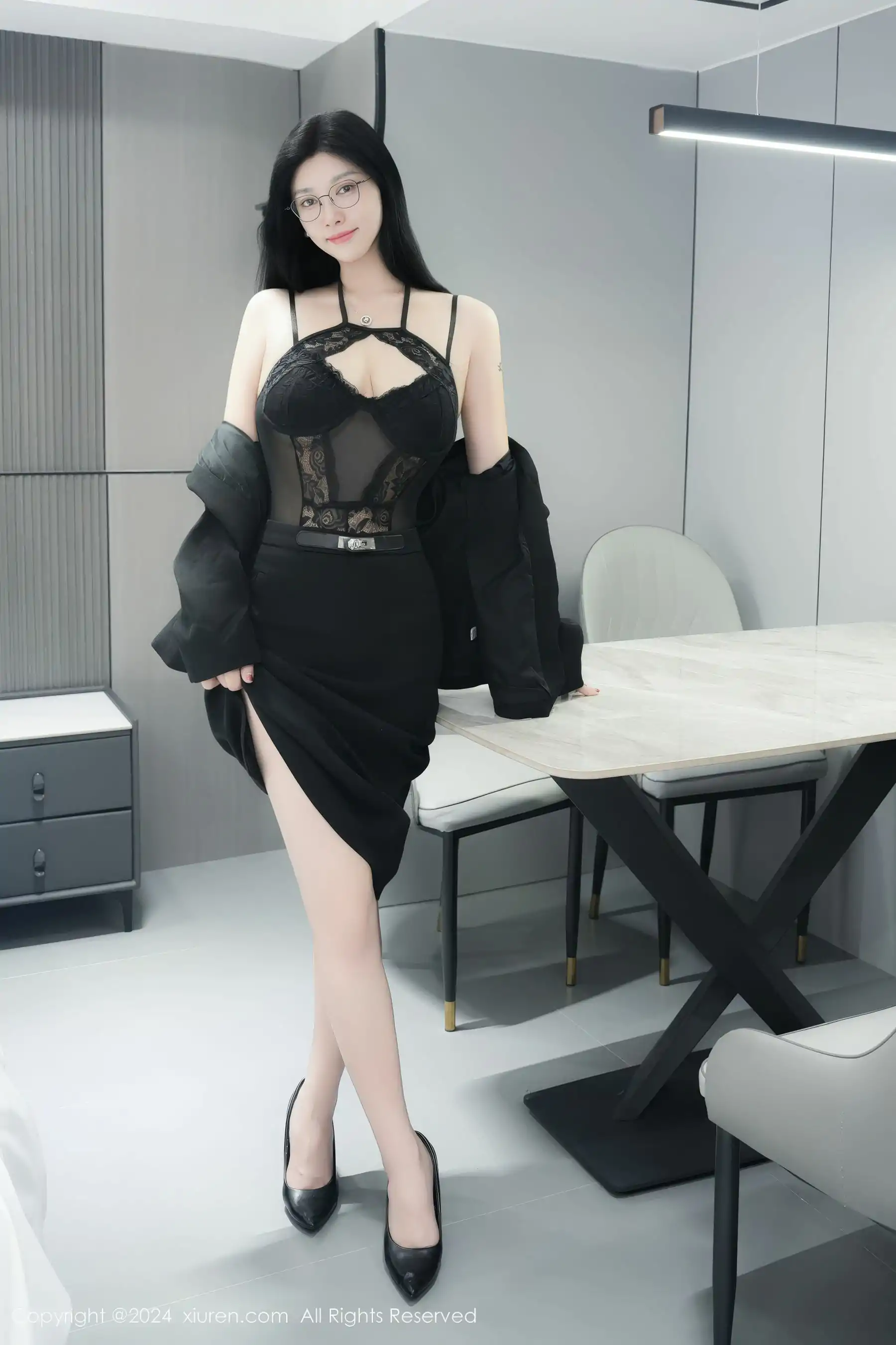 [秀人XiuRen] 2024.12.23 No.9639 雅茹老师