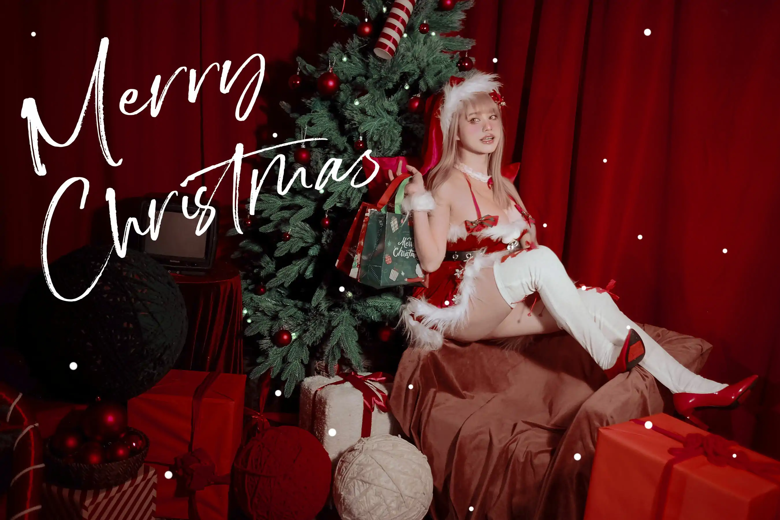 PingPing - Emma Xmas NIKKE