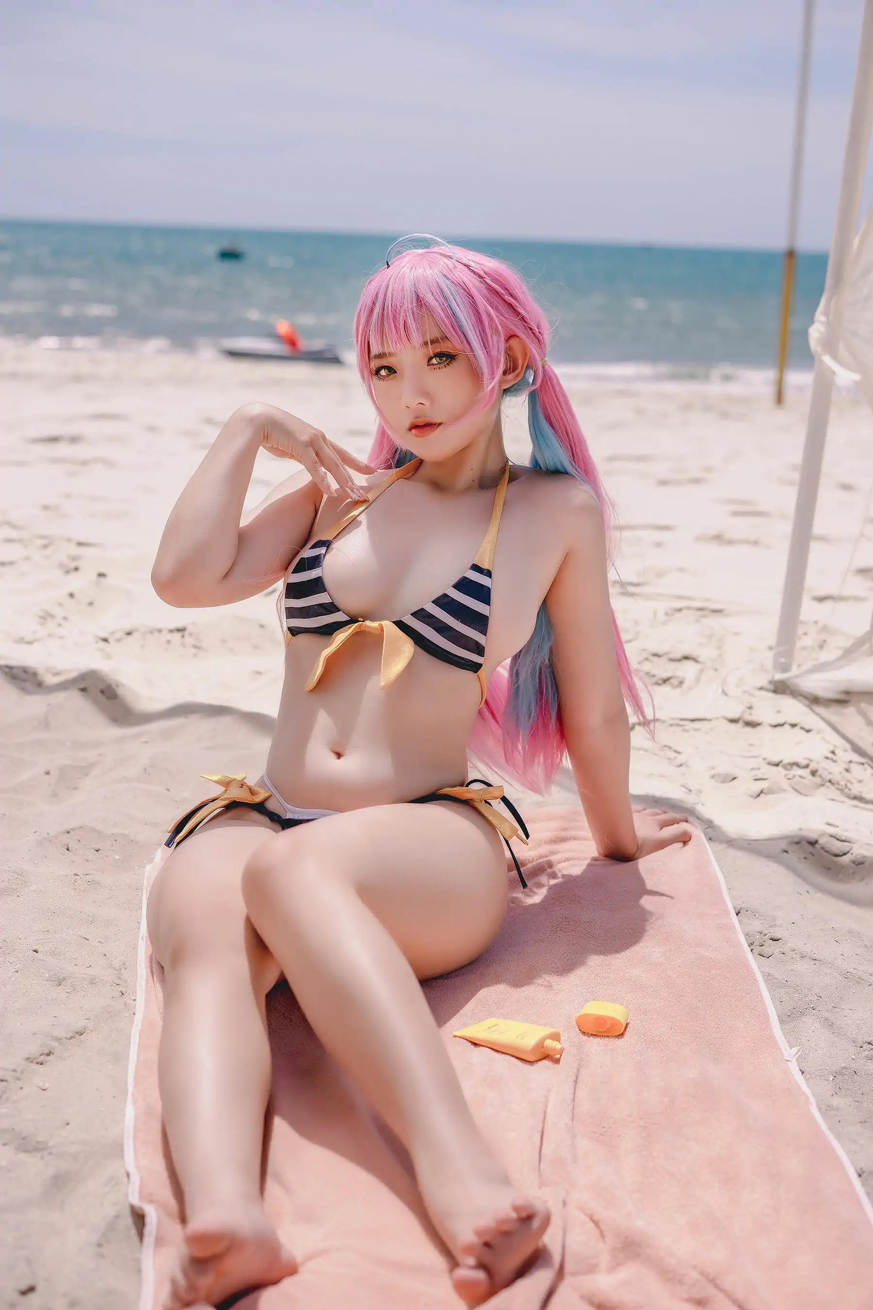 [Messie Huang]写真 - Aqua Bikini