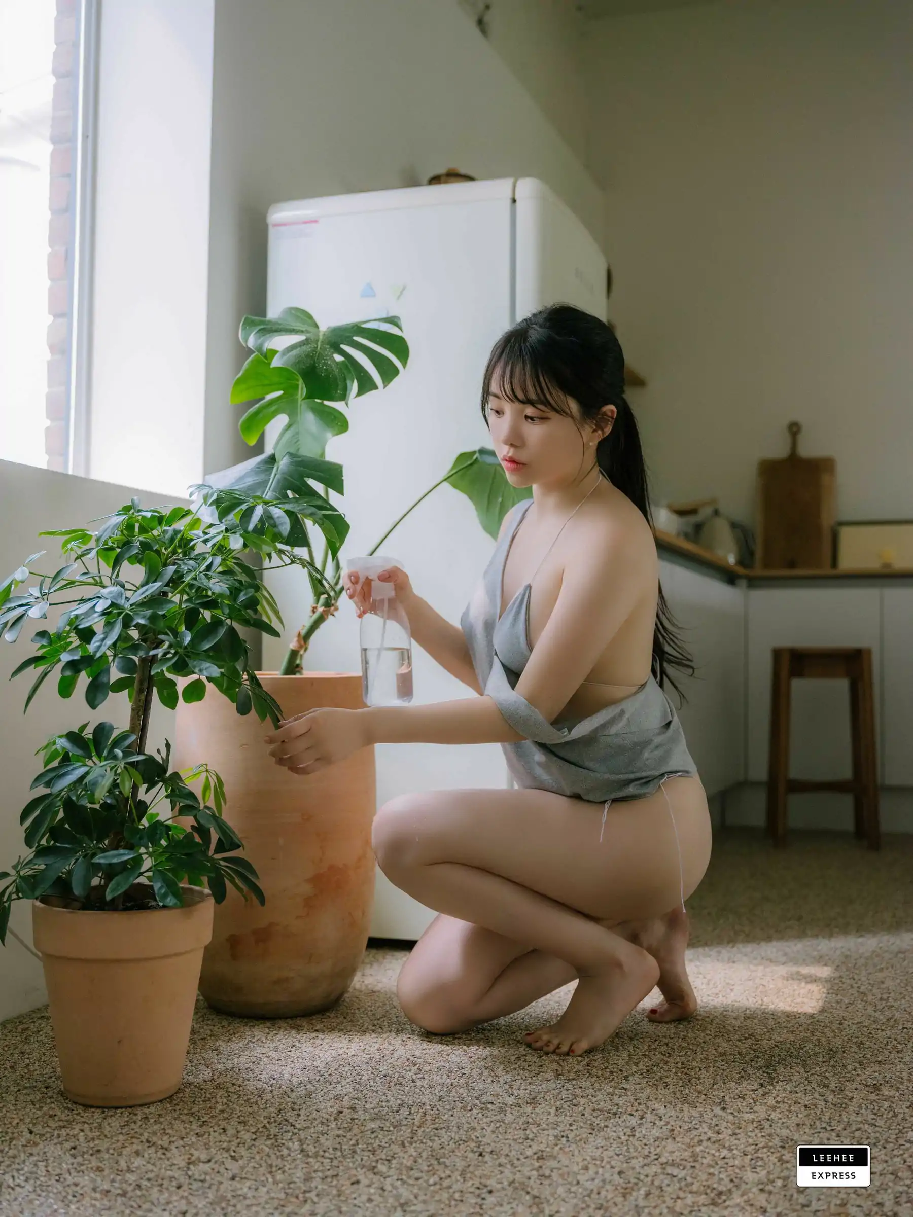 [LEEHEE EXPRESS] LEND-037 - Yuri