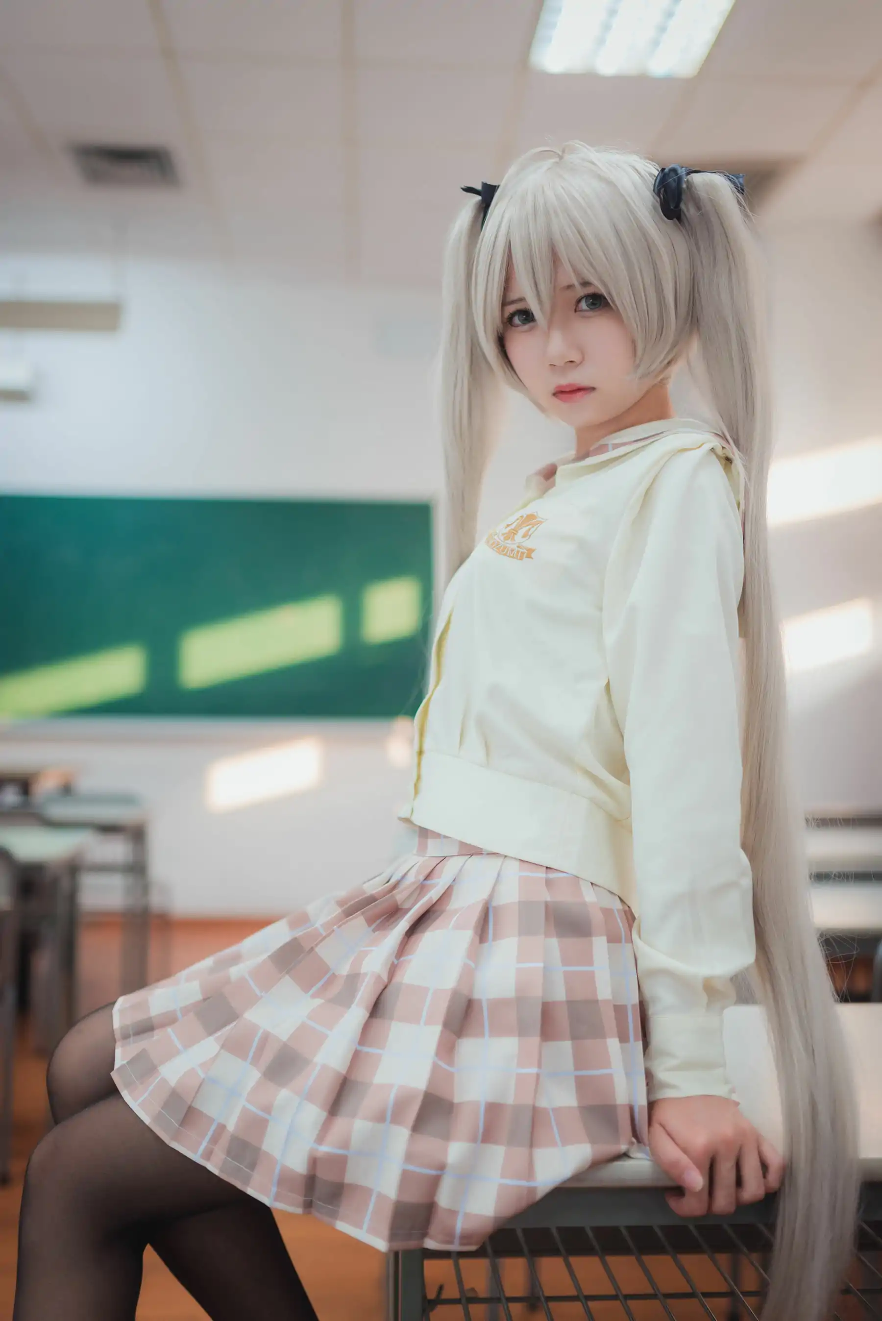 白金Saki写真 - 五更琉璃 校服