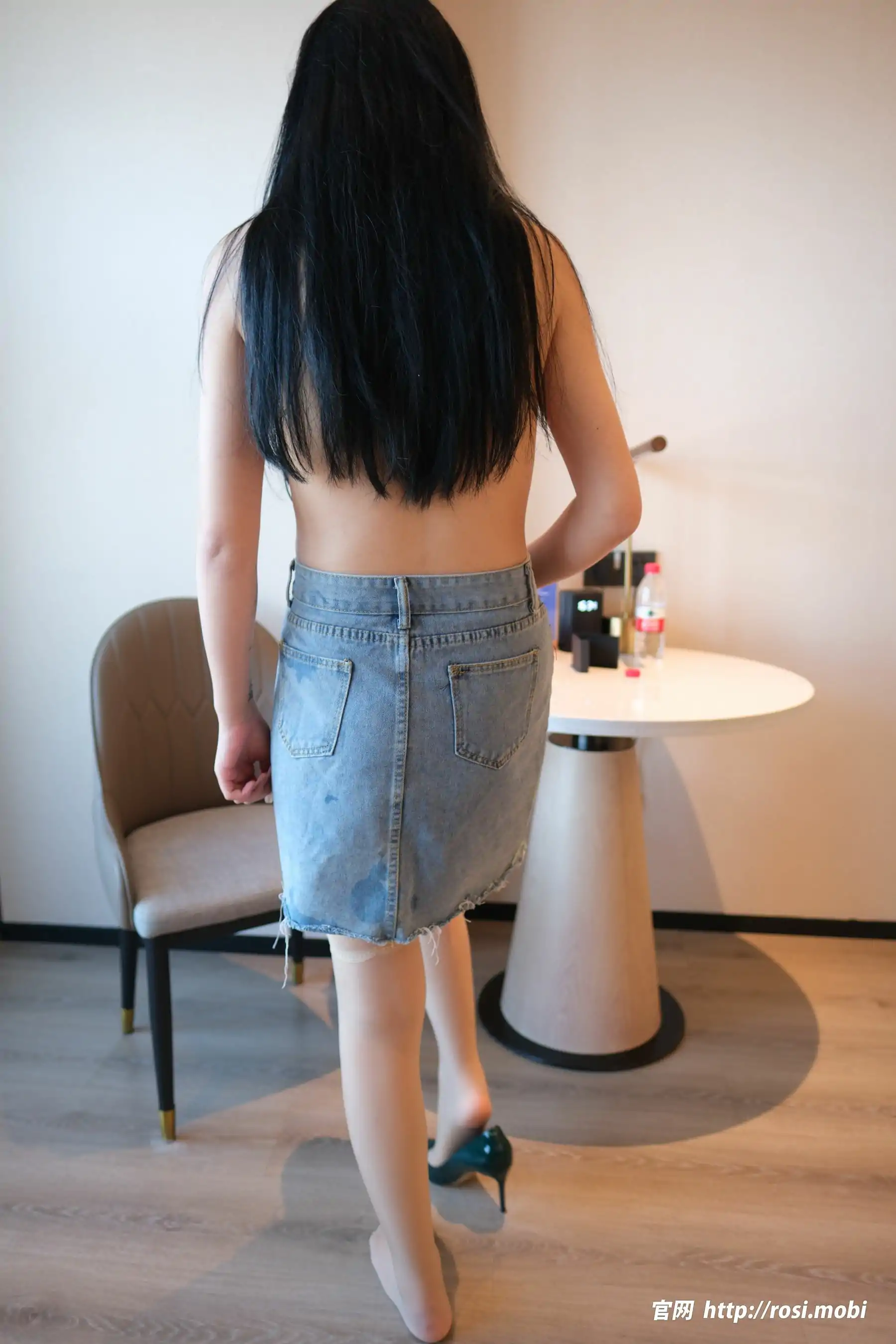 [ROSI写真] 2025.03.18 NO.4852