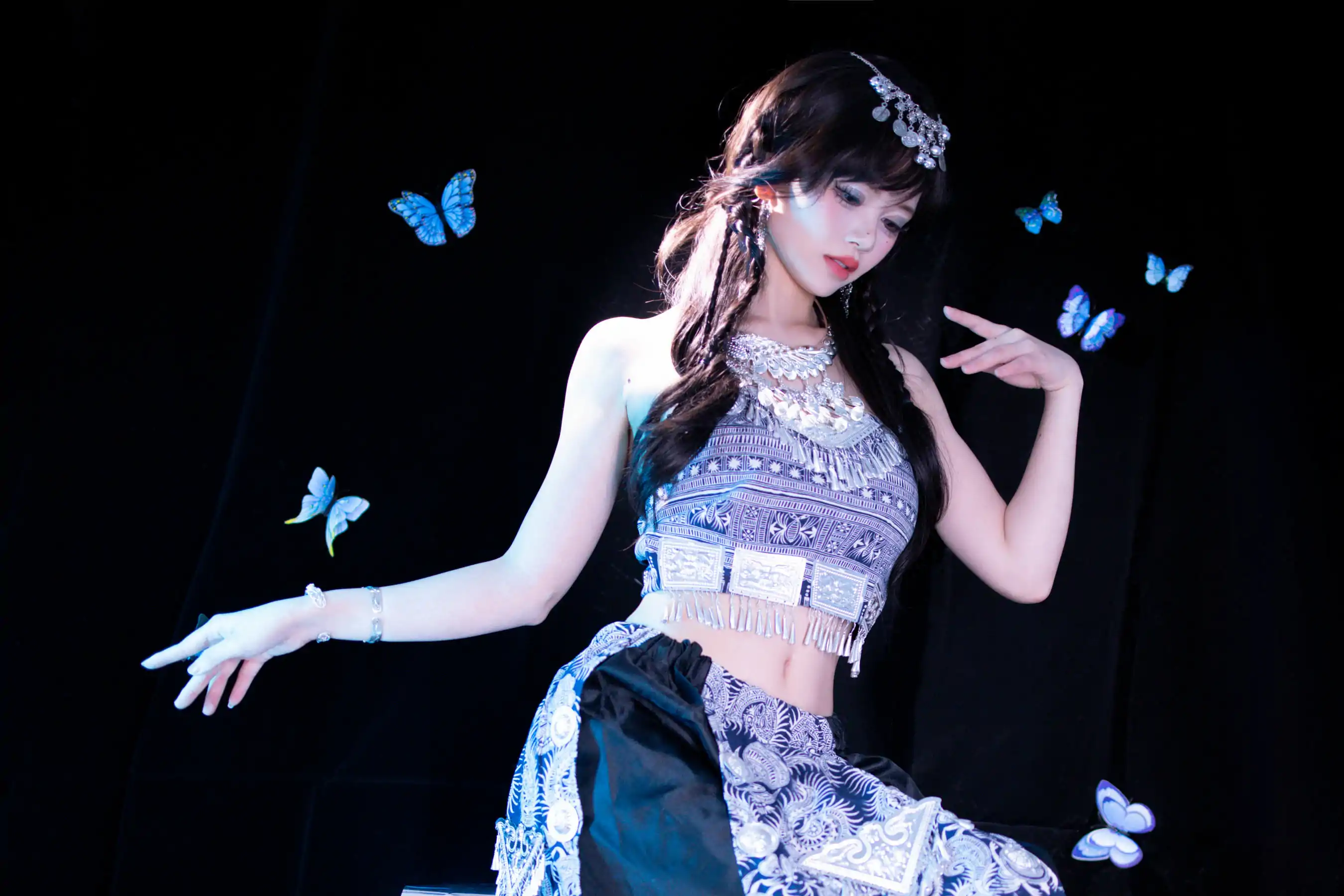 千反田鹿子 - 苗疆蓝蝶