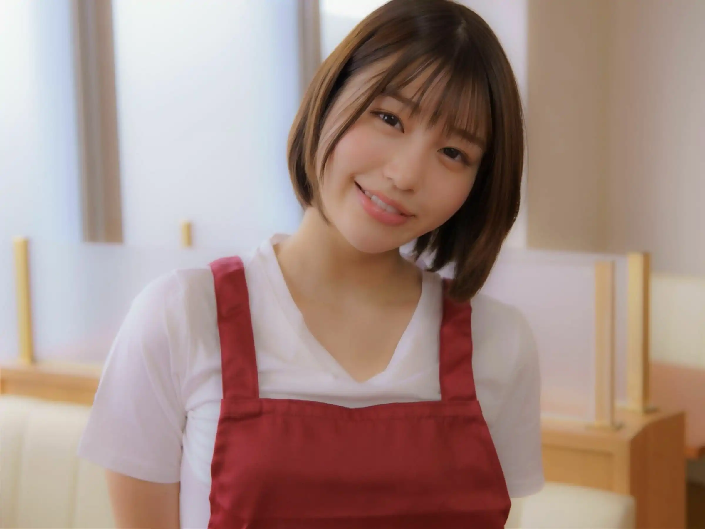 唯井まひろ - ファミレス店員とホテル密会