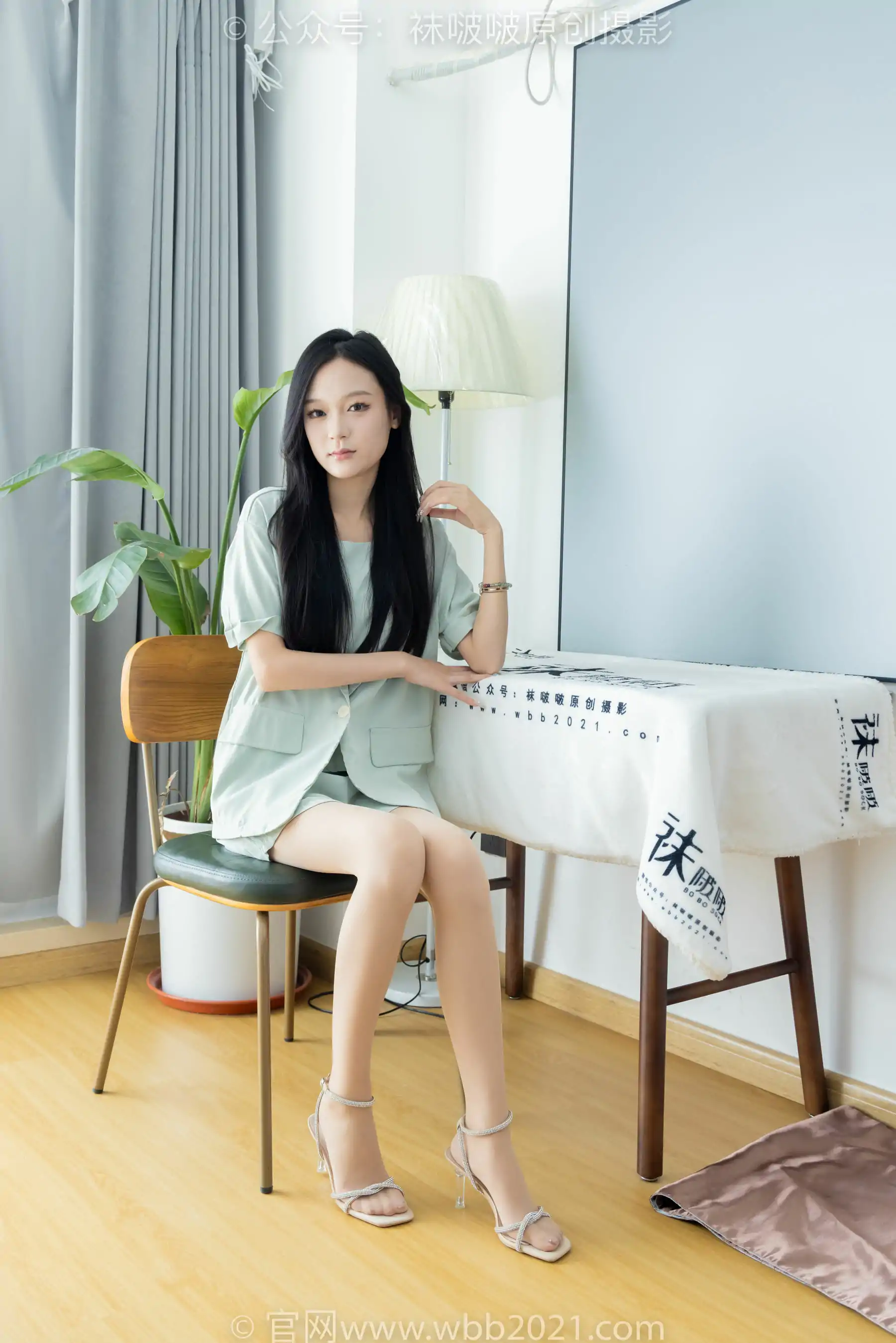 BoBoSocks袜啵啵 No.526 焦糖 - 三双高跟鞋、薄肉丝、裸足