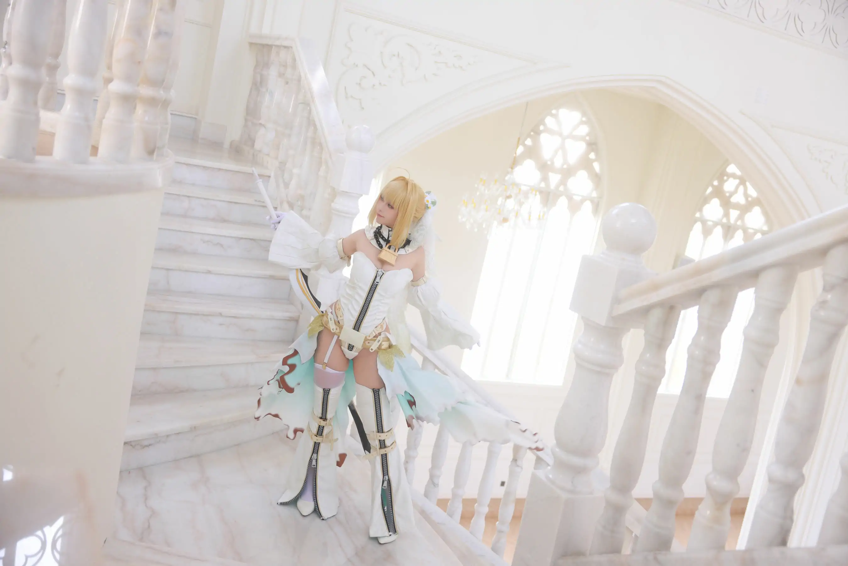 动漫博主G44不会受伤 - 尼禄花嫁