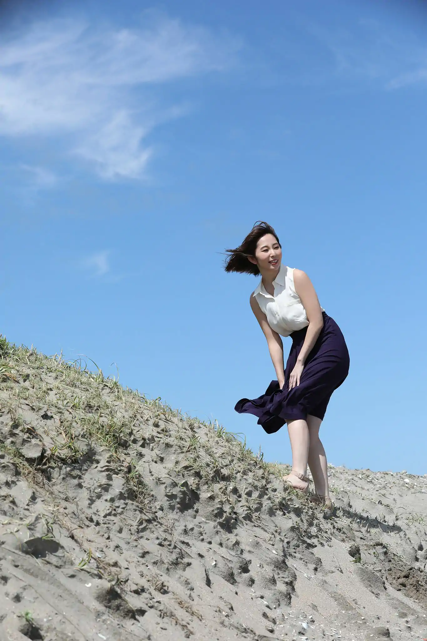 塩地美澄 - 日本一のフェロモン美女アナと官能トリップ