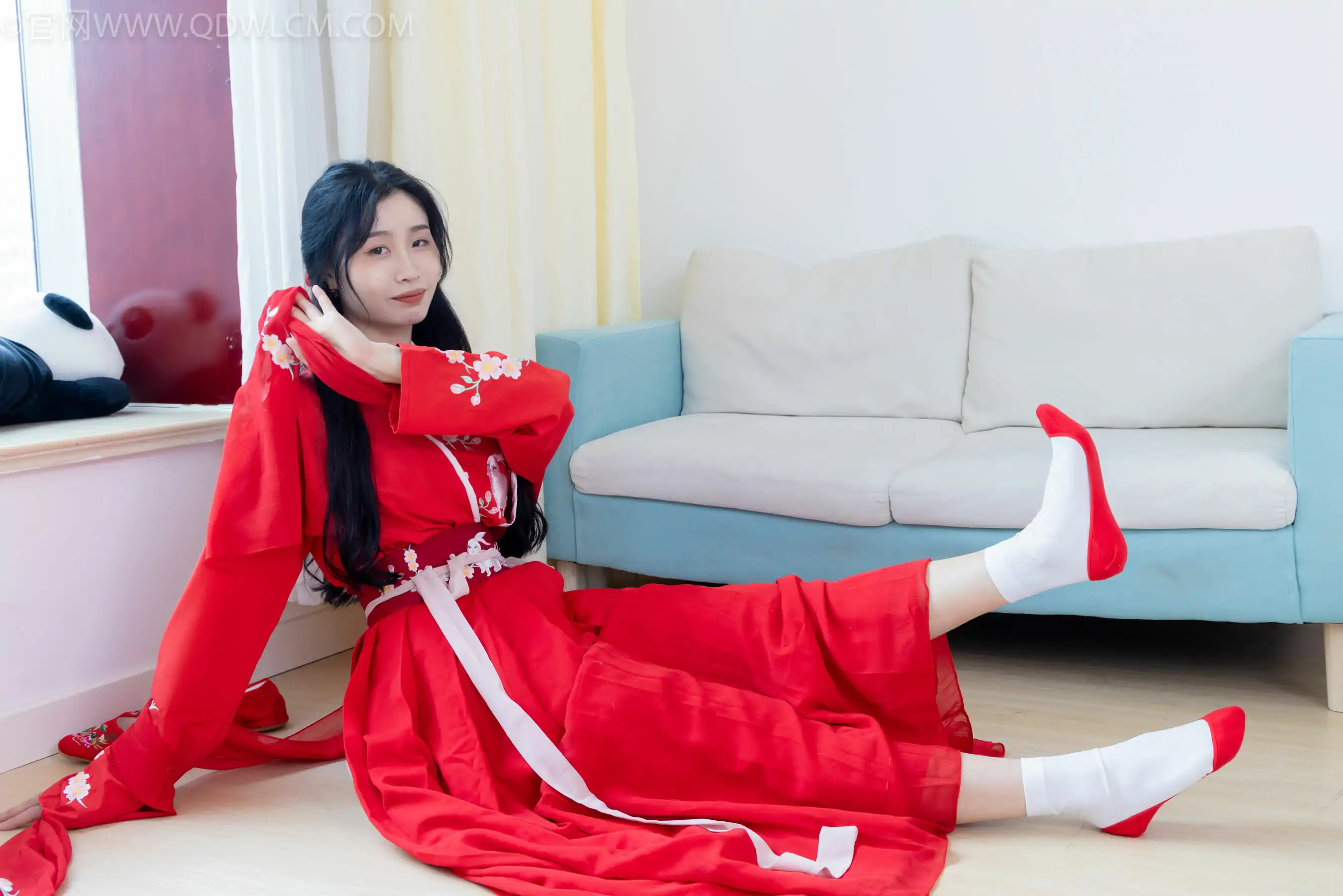 物恋传媒 No.2328 绒绒 - 汉服、布鞋、白棉袜、红色船袜