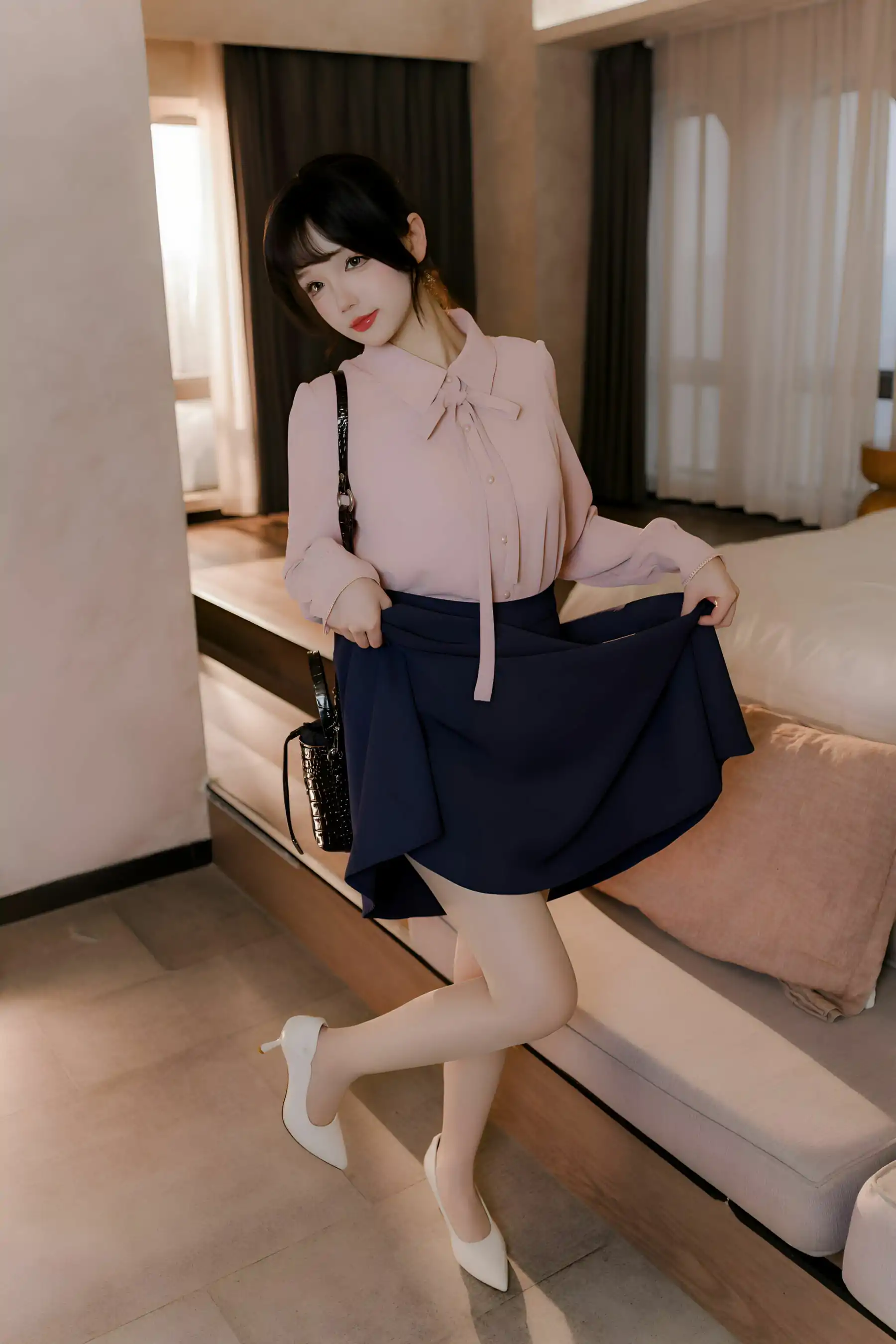 动漫博主雪晴Astra - 肉丝通勤OL