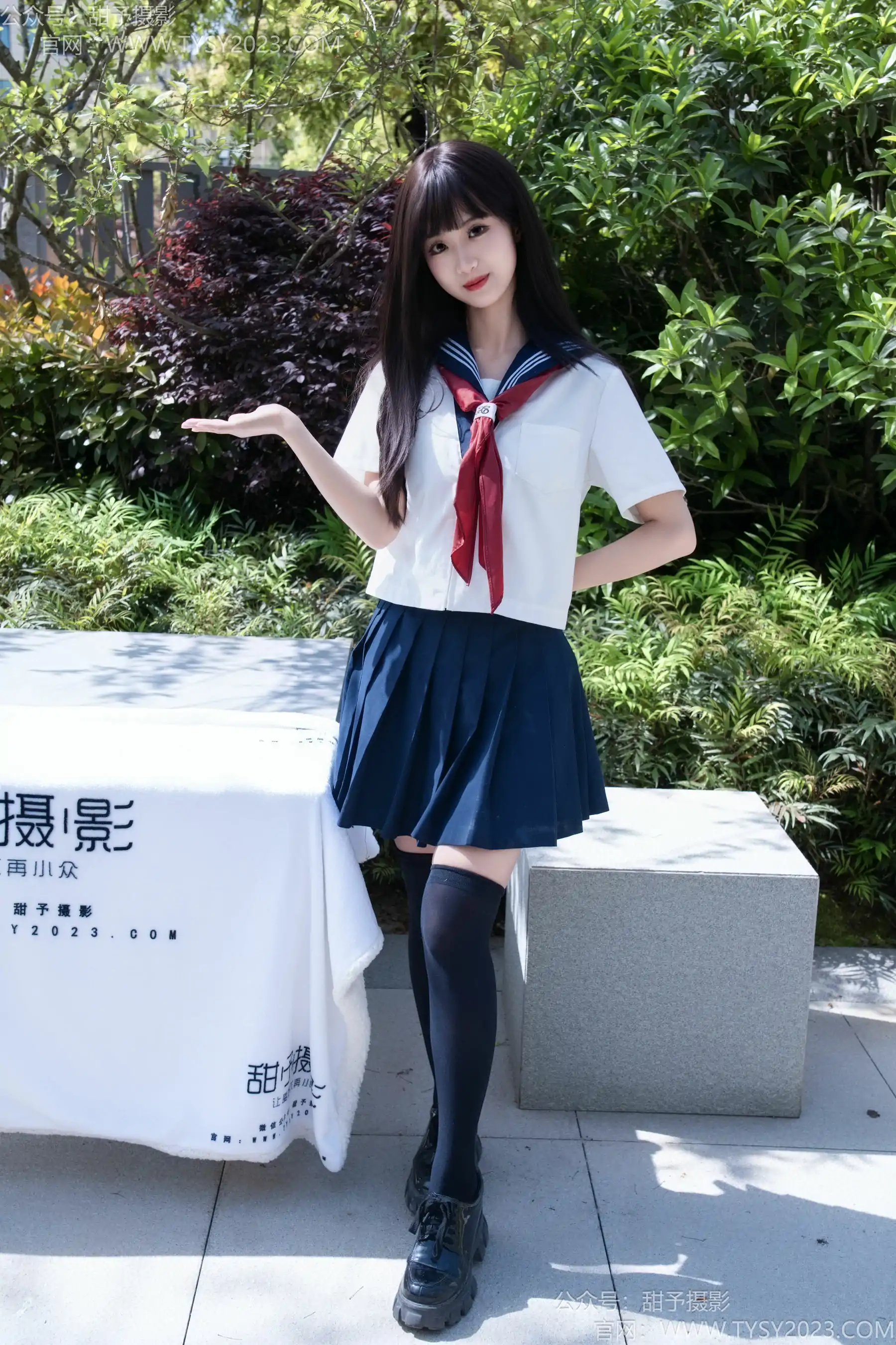 甜予摄影 No.193 小甜桃 - 皮鞋、大腿袜、裸足