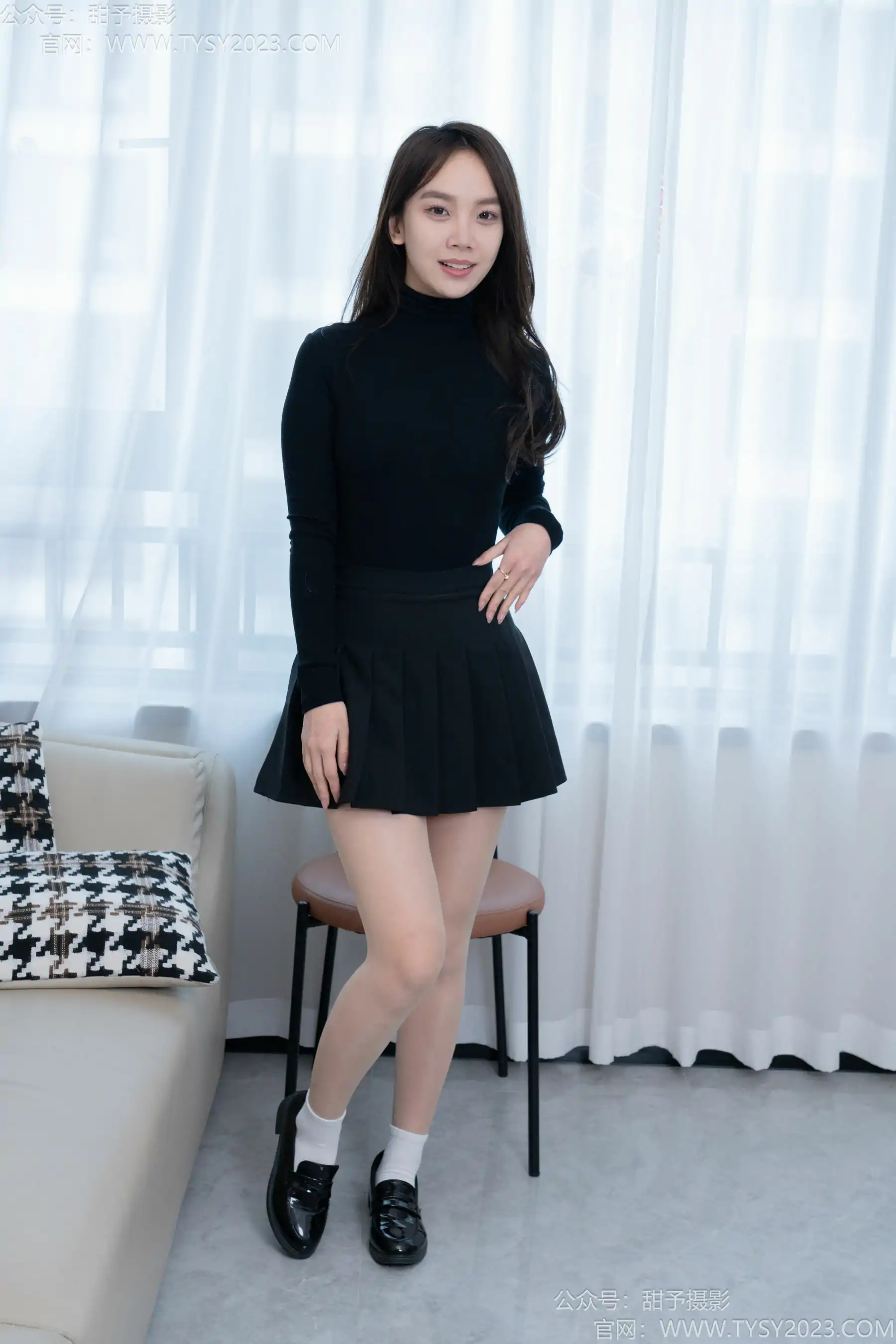甜予摄影 No.191 贝壳 - 皮鞋、白棉袜、薄肉丝