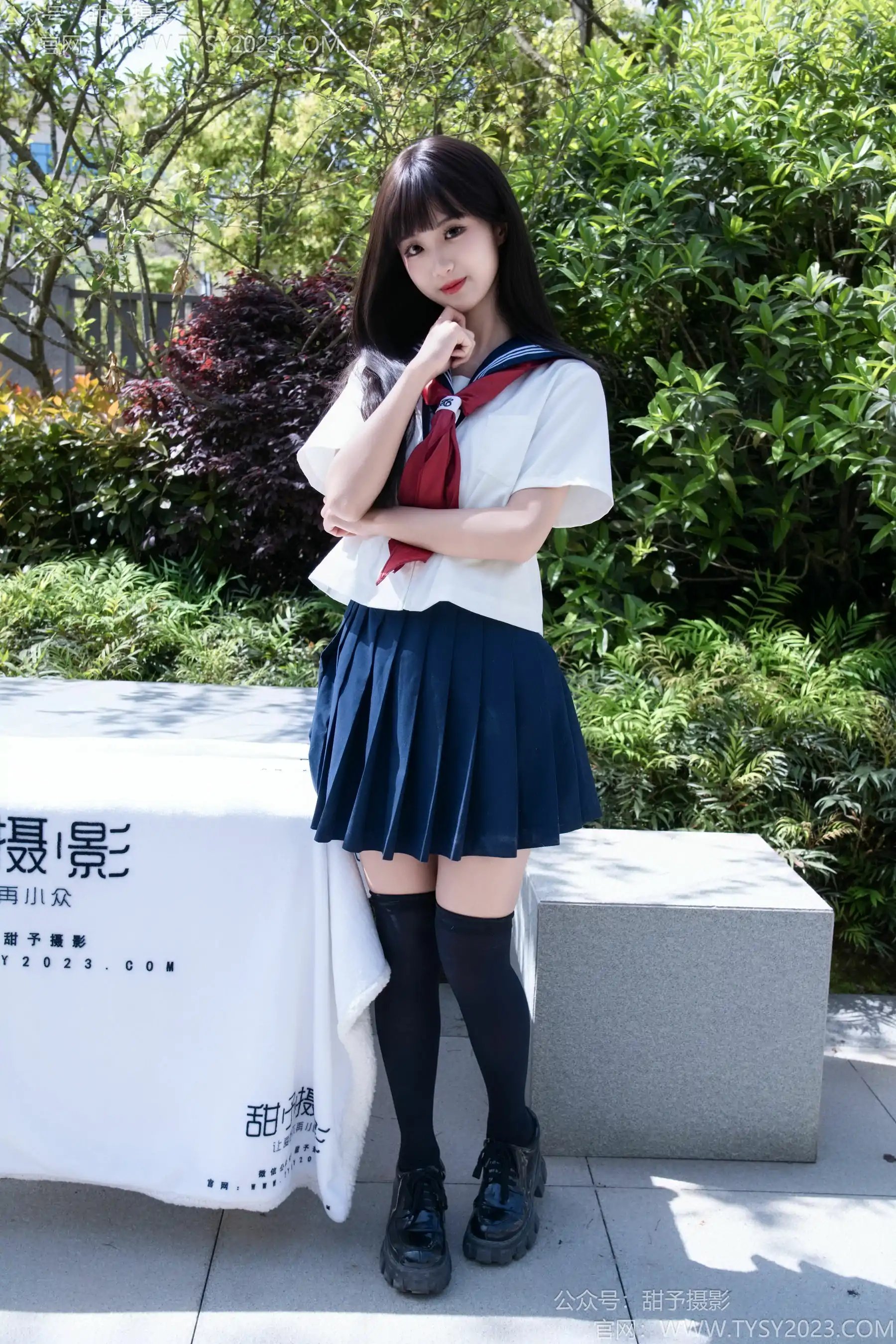 甜予摄影 No.193 小甜桃 - 皮鞋、大腿袜、裸足