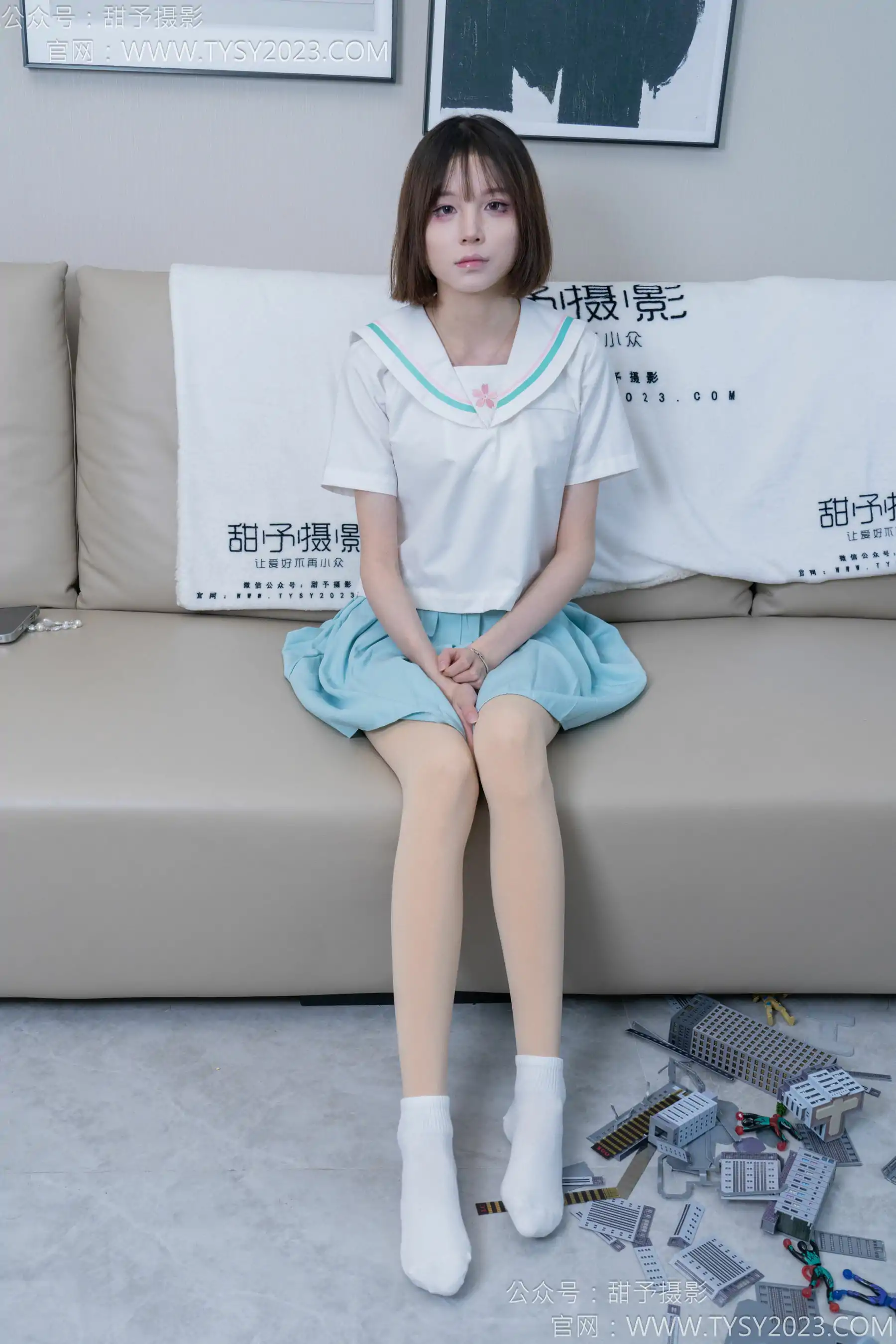 甜予摄影 No.182 珞珞 - 板鞋、白棉袜、厚肉丝、小人国剧情