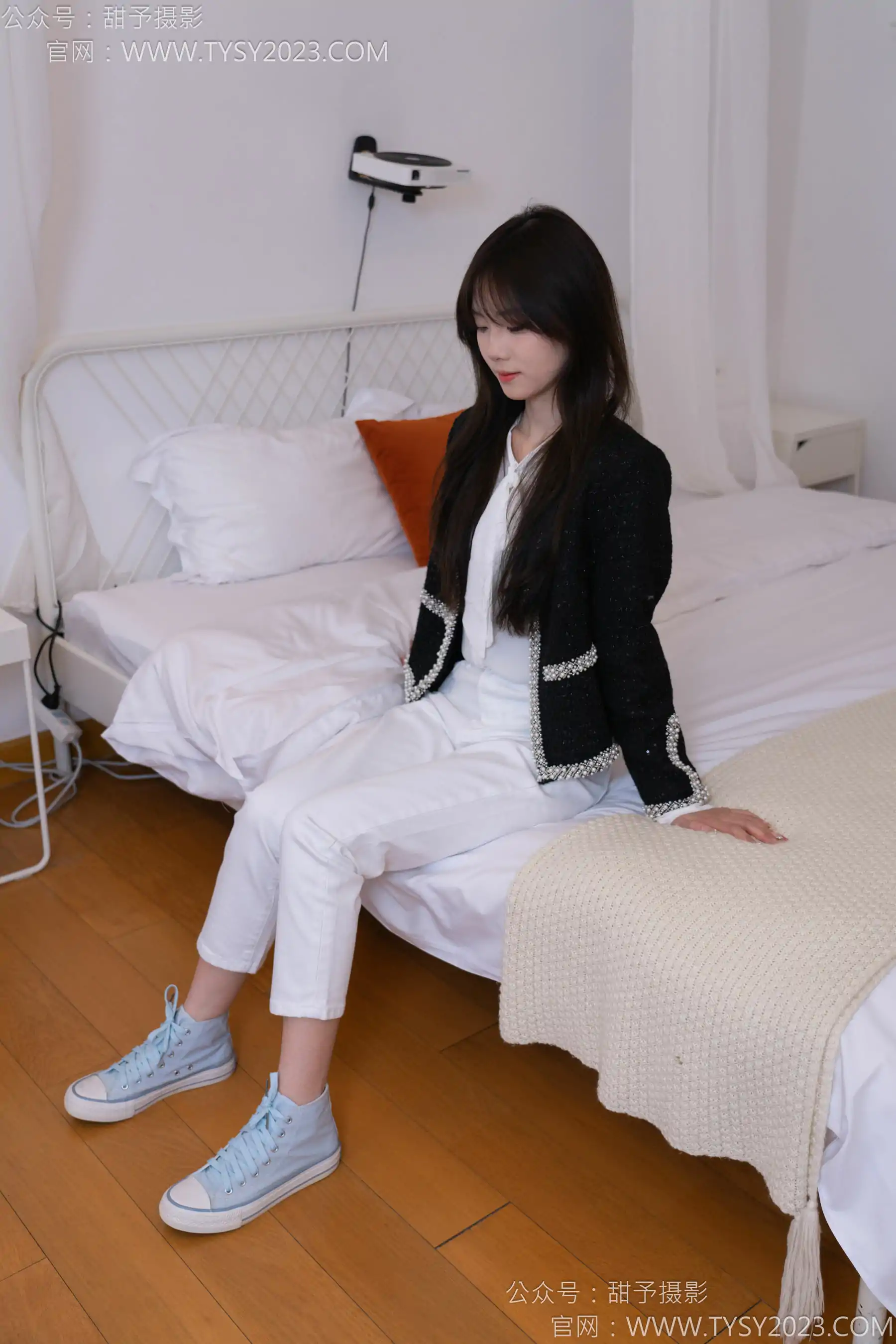 甜予摄影 No.171 璇璇 - 帆布鞋、白棉袜、抖腿剧情
