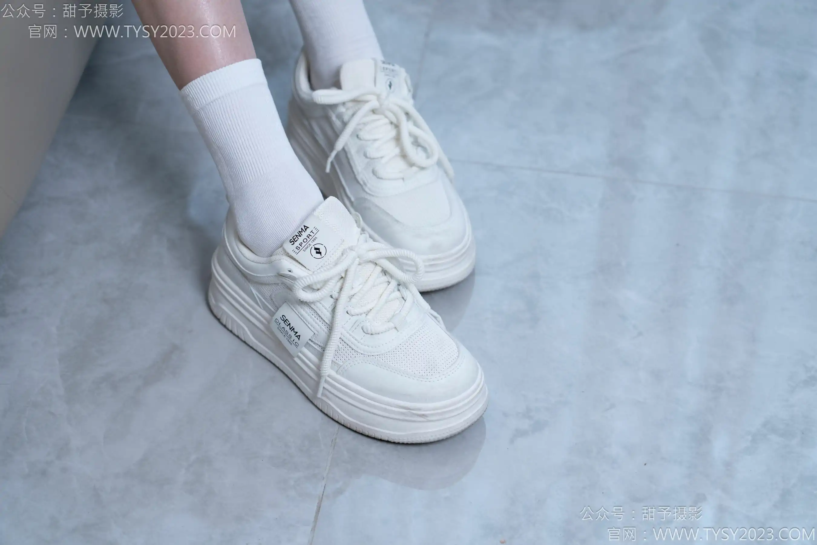 甜予摄影 No.164 珞珞 - 板鞋、白棉袜、裸足