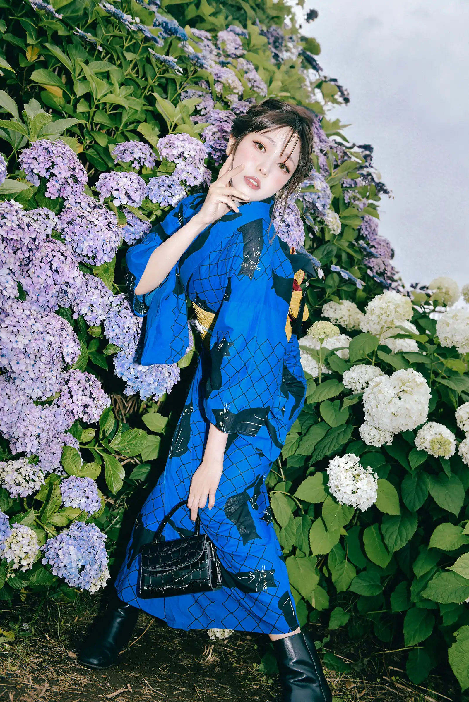 Ely_eee(ElyEE子) - Rainy Season Black Cat