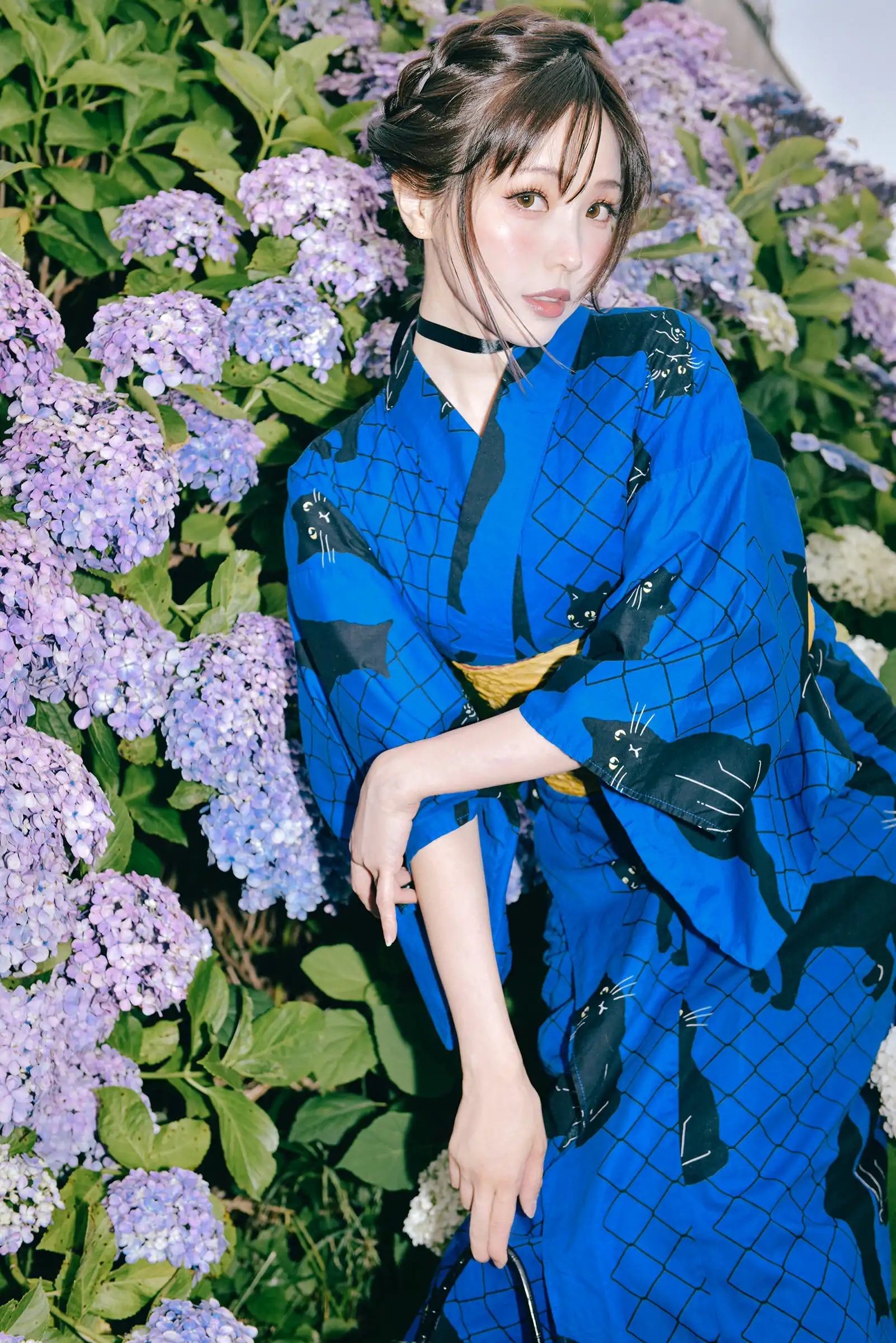 Ely_eee(ElyEE子) - Rainy Season Black Cat