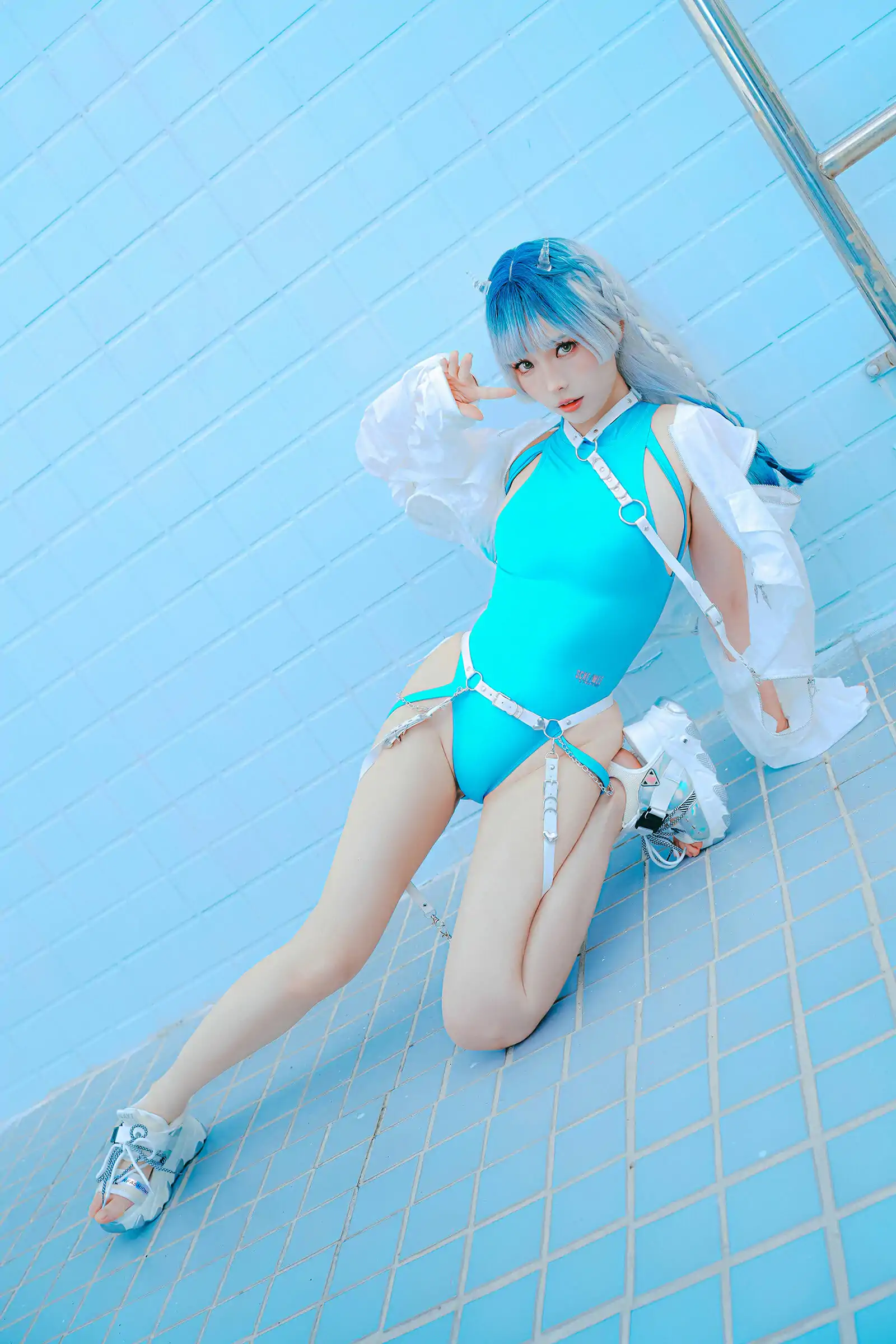 Ely_eee(ElyEE子) - Glassyhorn Devil