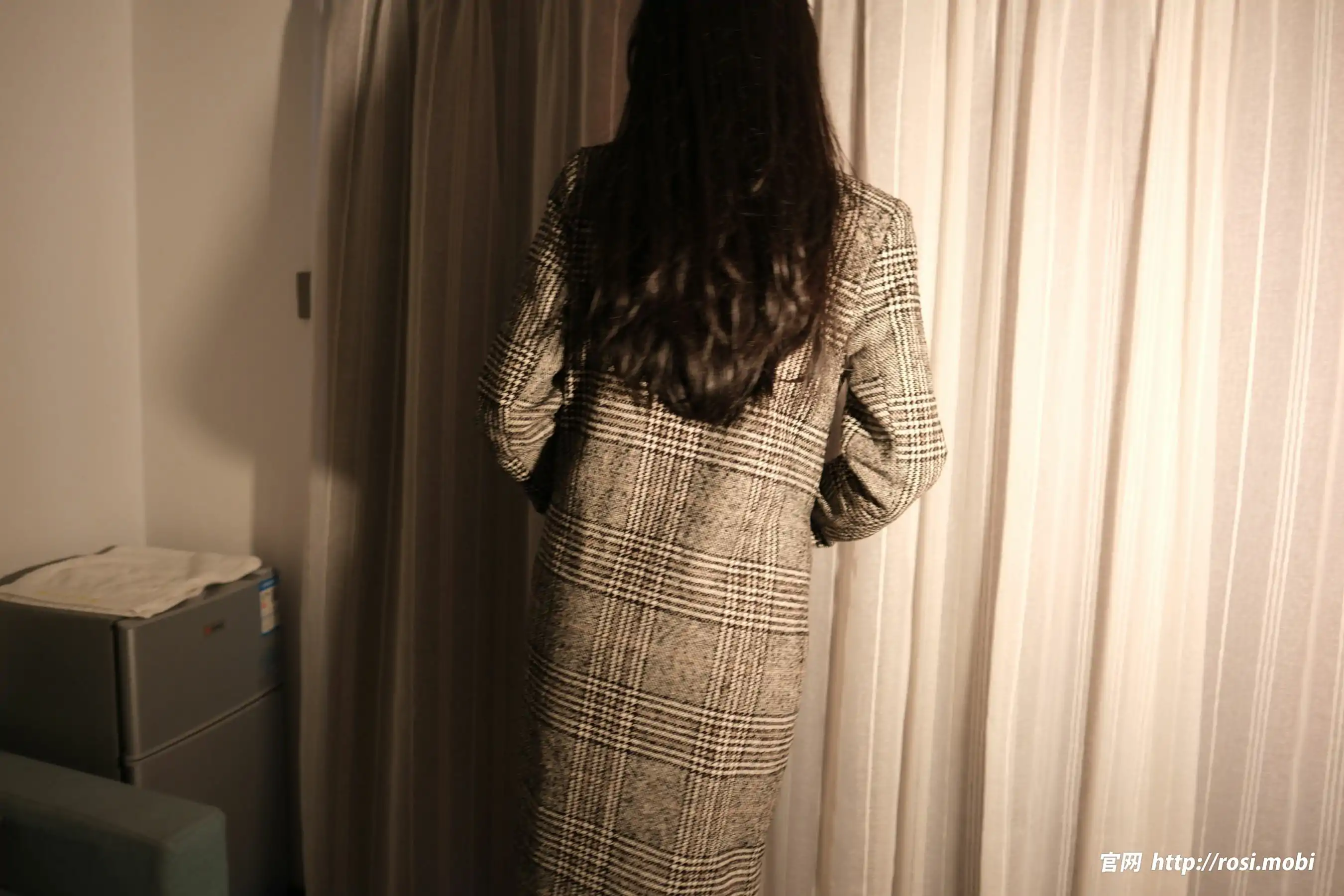 [ROSI写真] 2025.07.10 NO.4966