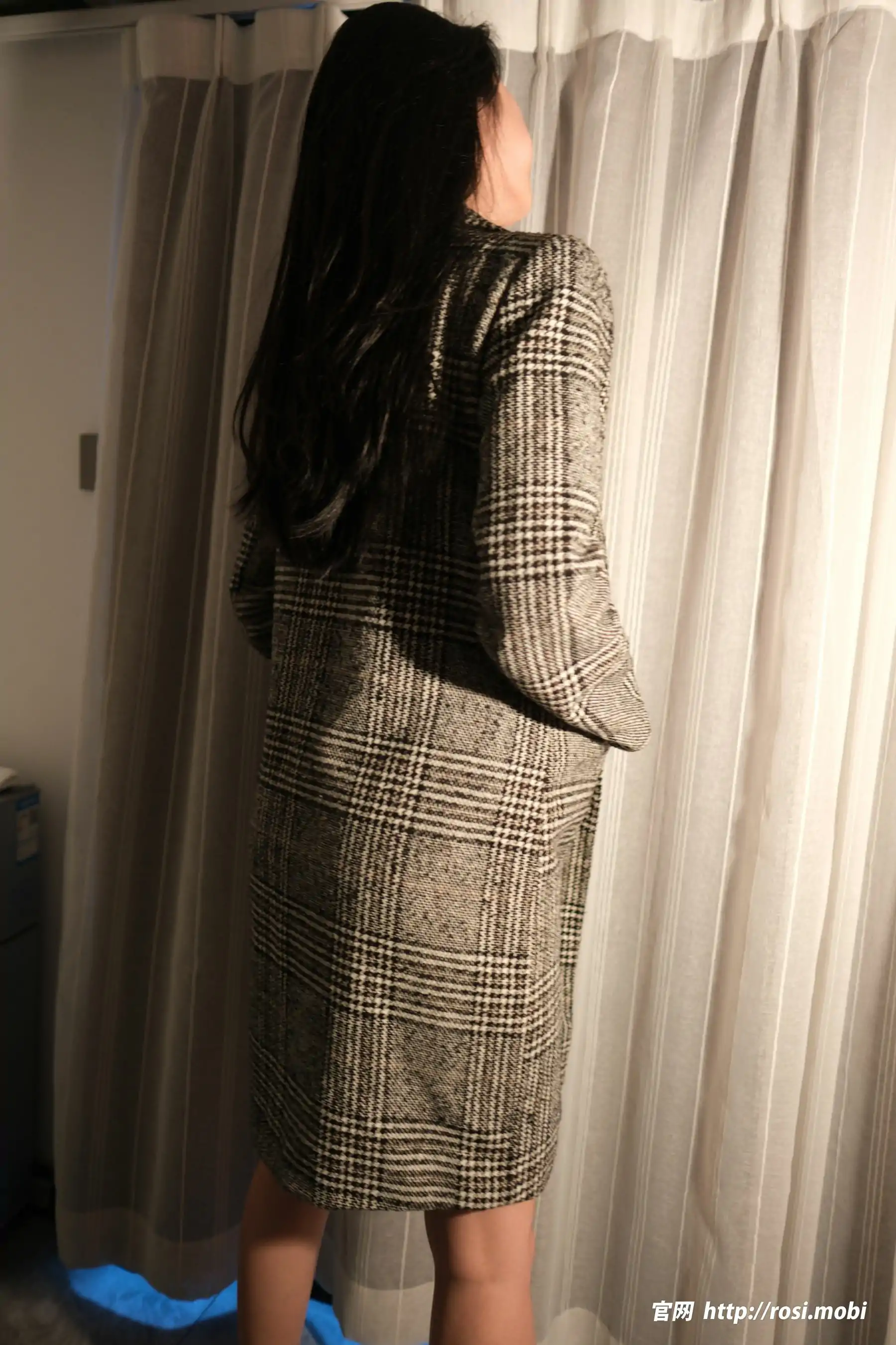 [ROSI写真] 2025.07.10 NO.4966