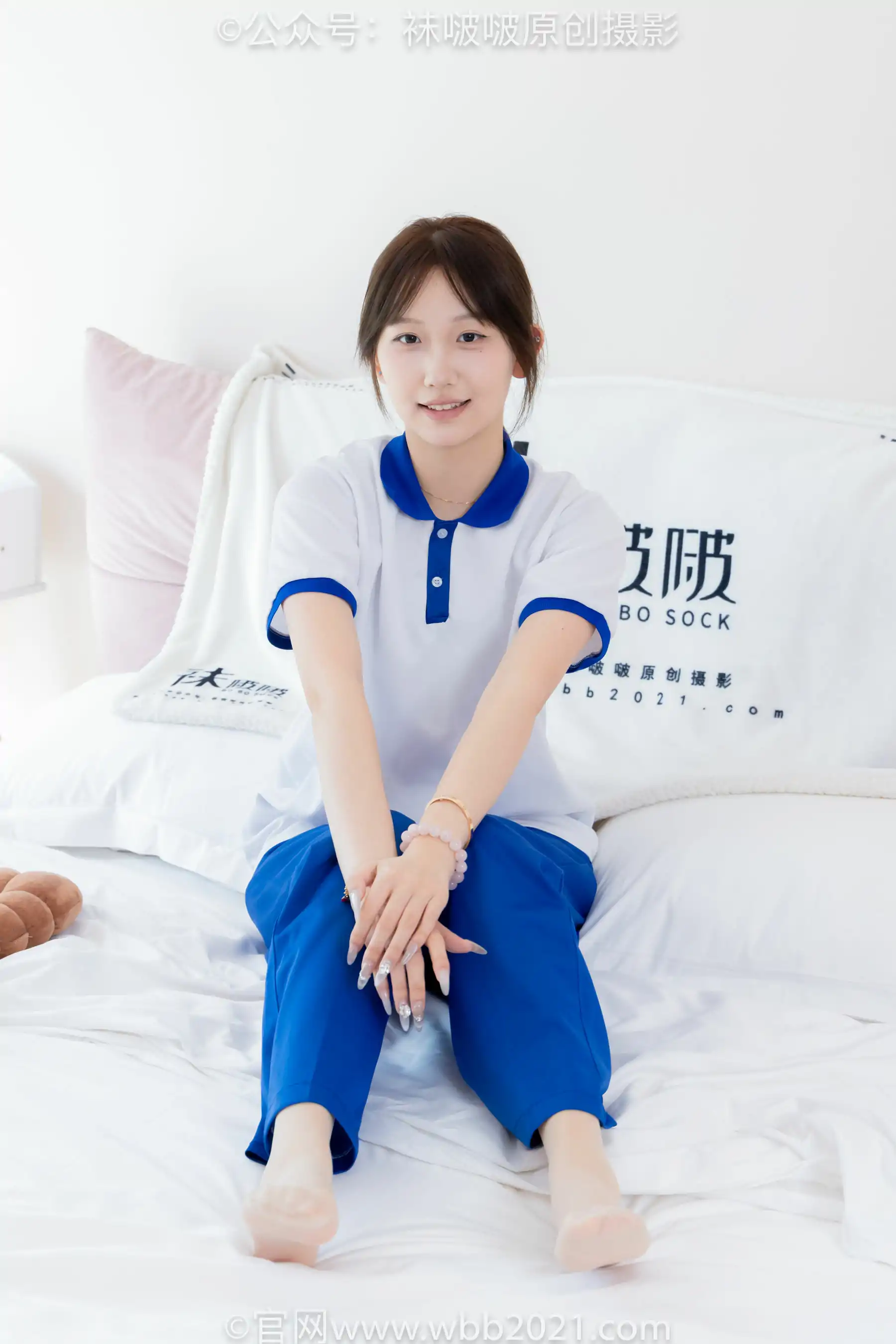 BoBoSocks袜啵啵 No.569 香菜 - 校服、板鞋、白棉袜、薄肉丝