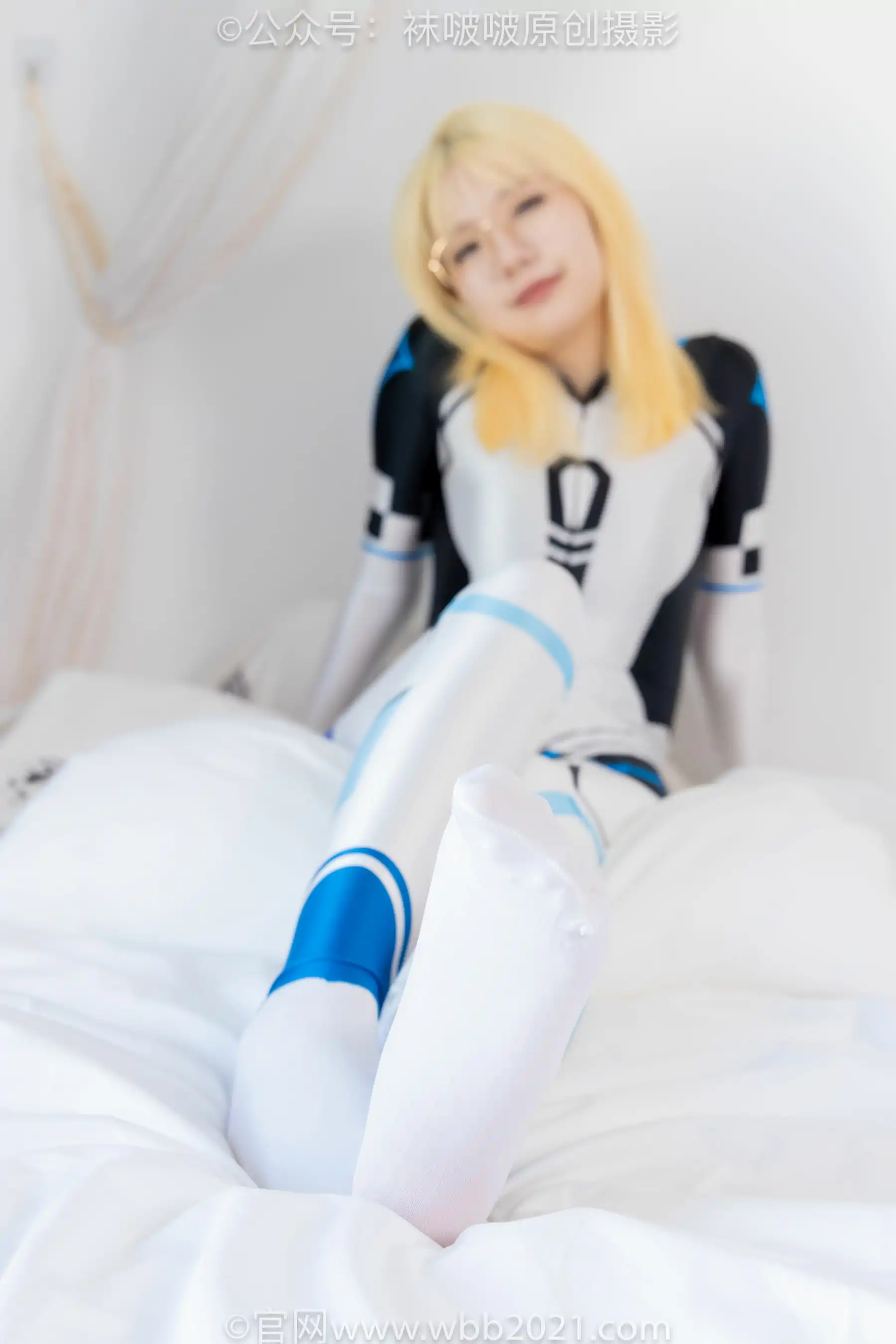 BoBoSocks袜啵啵 No.568 小甜豆 - 连体服、高跟鞋、厚白丝