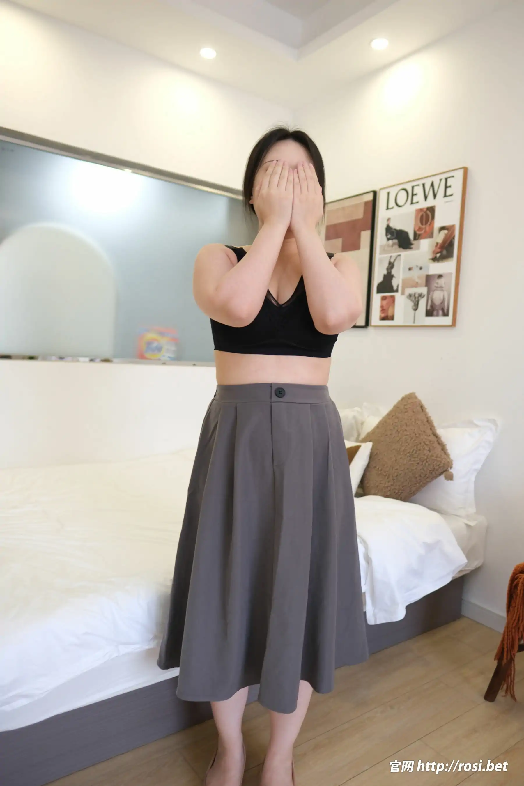 [ROSI写真] 2025.08.04 NO.4991