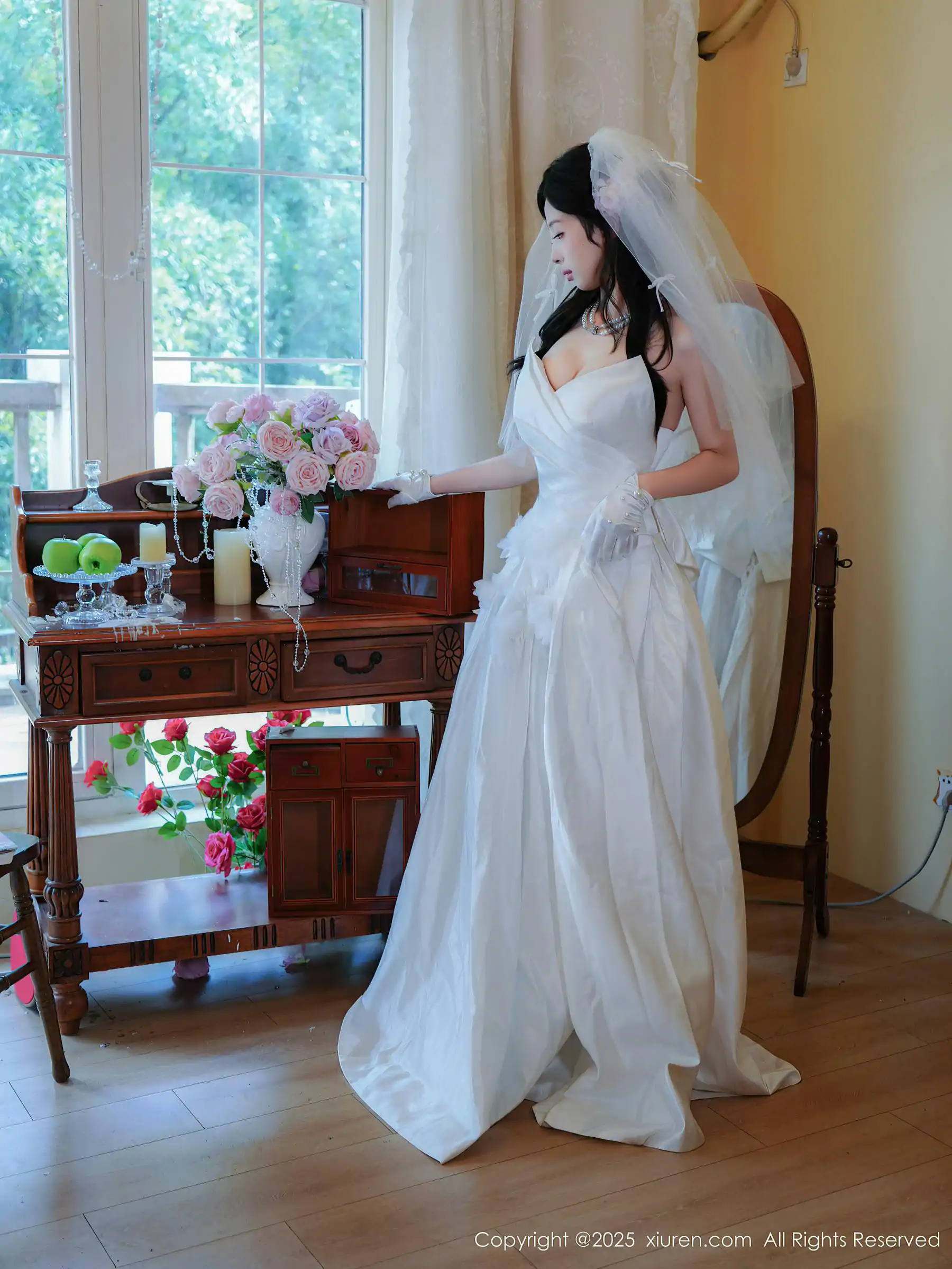 [秀人XiuRen] 2025.09.16 No.10769 朱朱molly