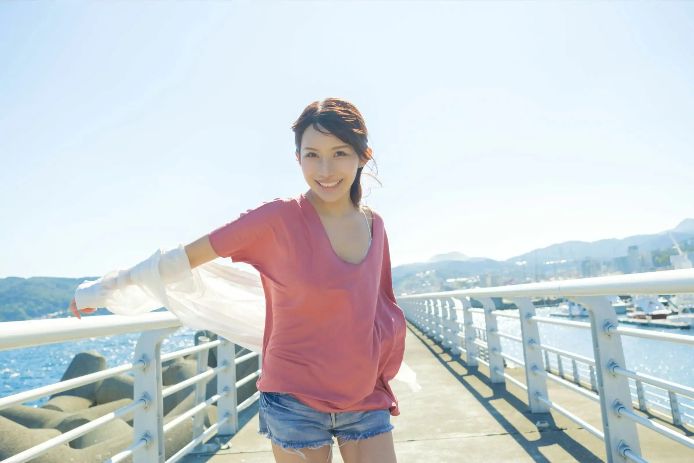 琴井ありさ - 琴井に恋と 真紅と夜明けの