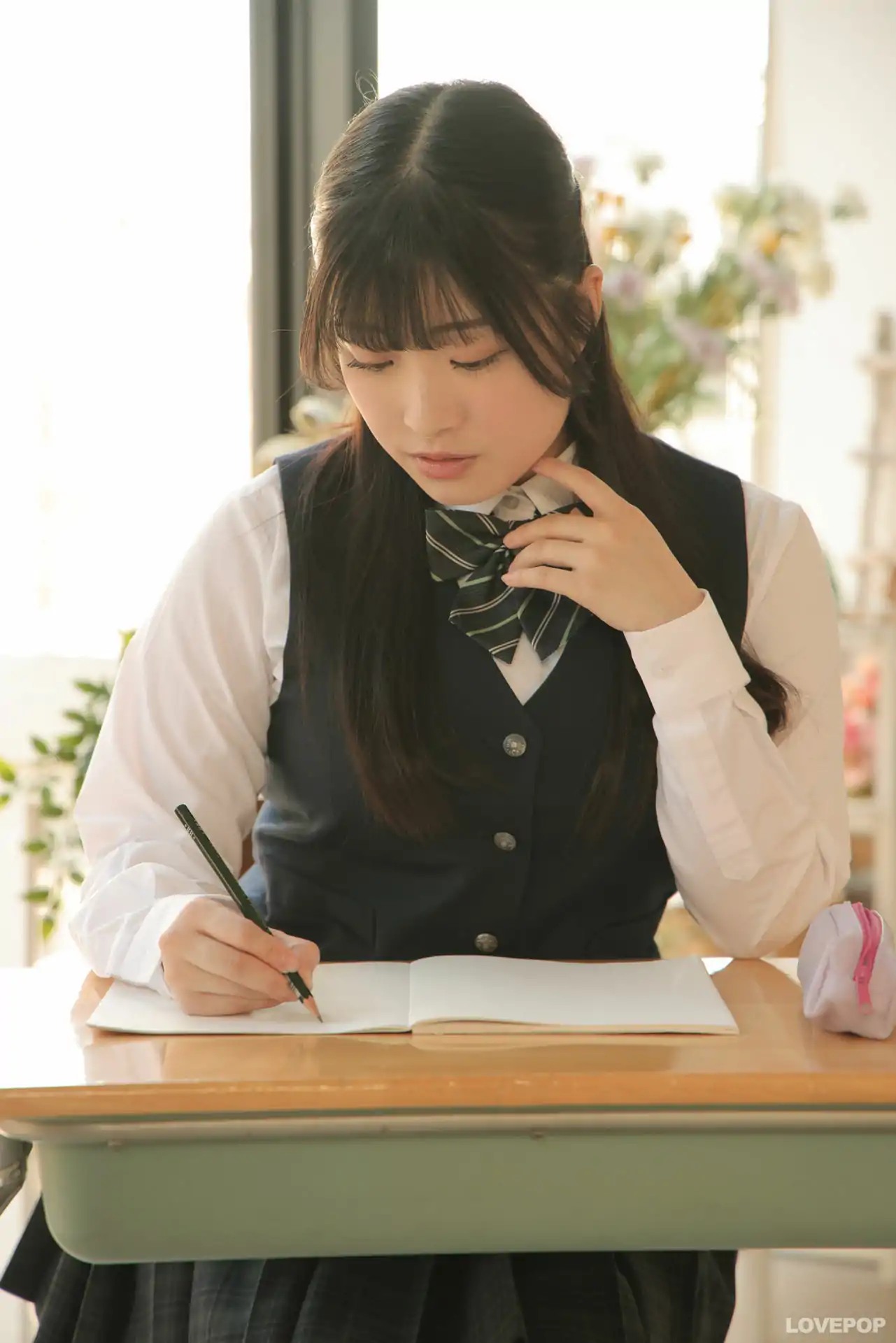 [LOVEPOP] Sumire Niibo 新穂純麗 Photoset 02