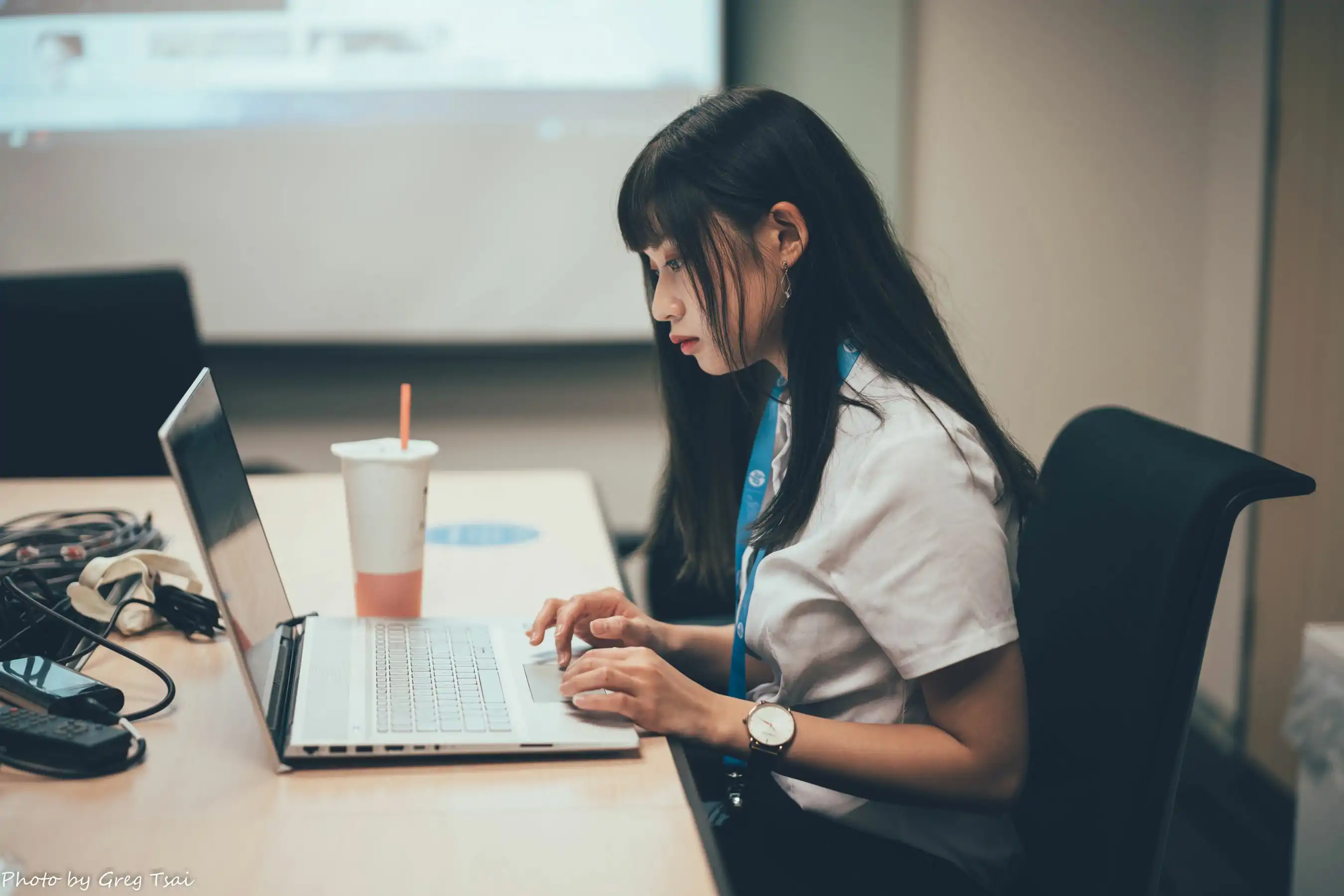 若颖 - Office lady