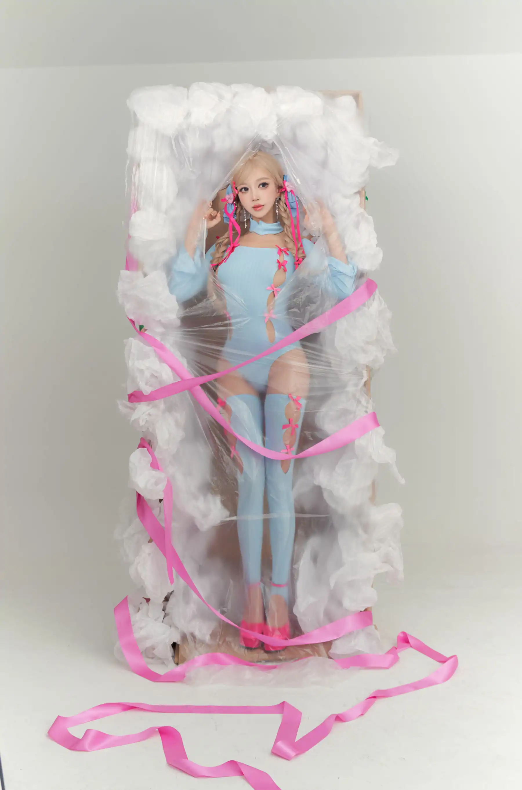 斗鱼米线线sama 写真 - 异世界玩偶