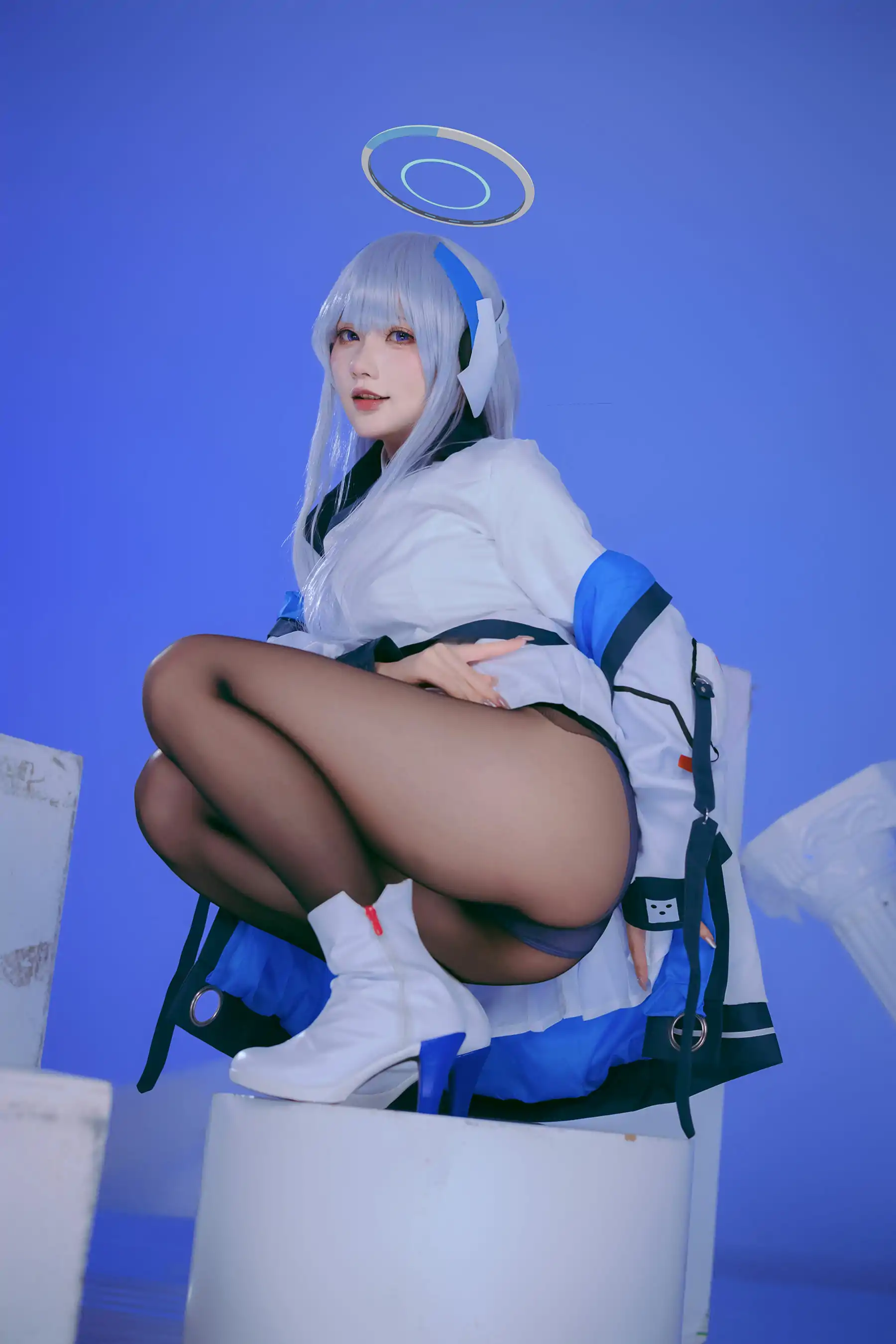 是一只熊仔吗 - 潮乃亚 蔚蓝档案