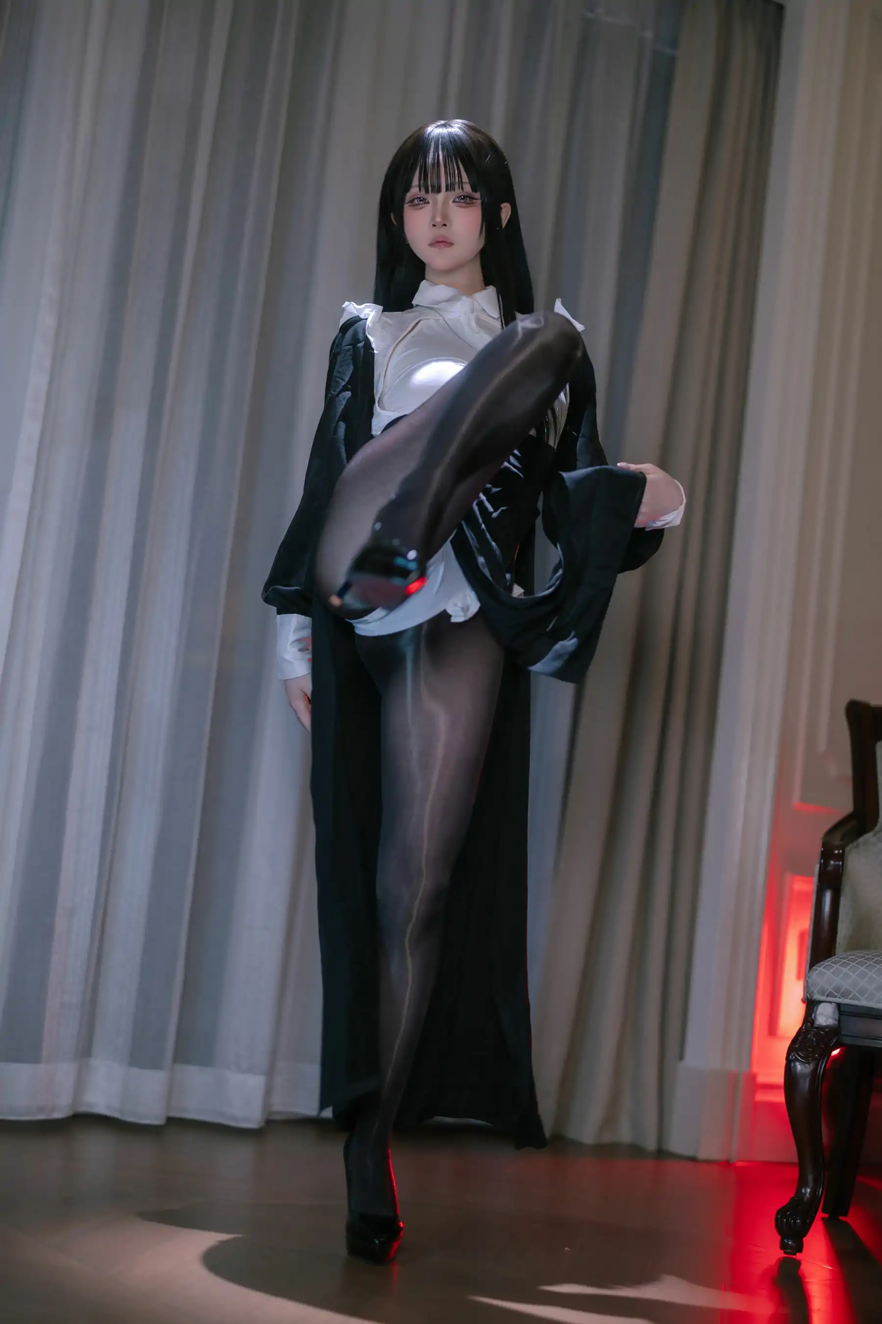 屿鱼 - 黑丝修女