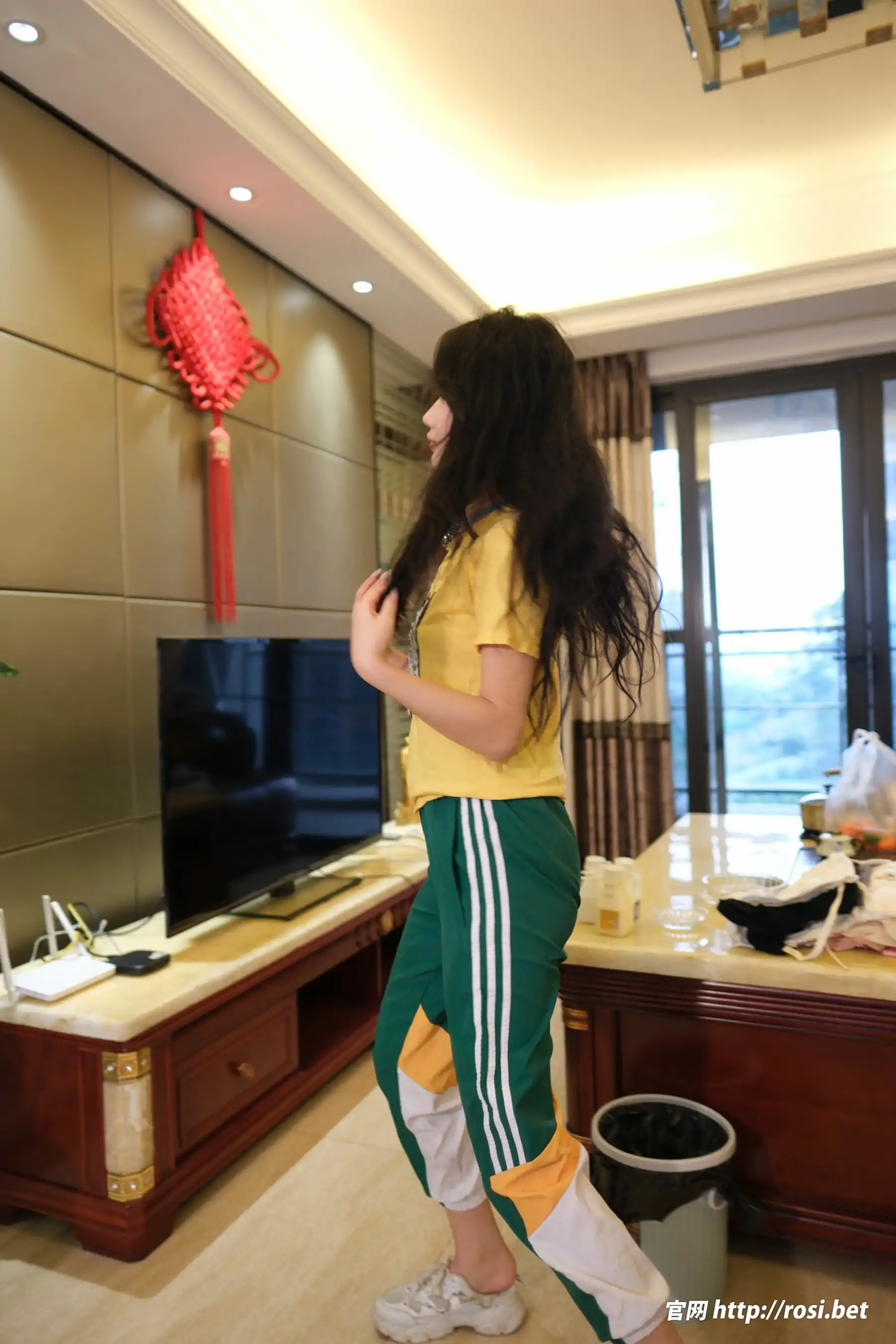 [ROSI写真] 2025.10.25 NO.5073