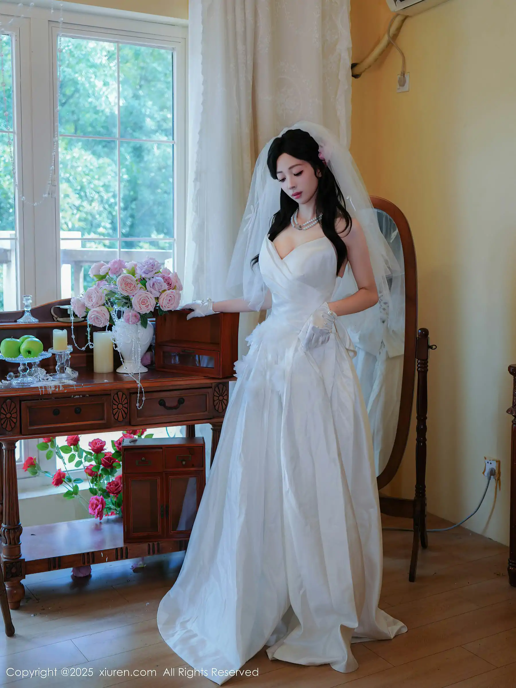 [秀人XiuRen] 2025.09.16 No.10769 朱朱molly