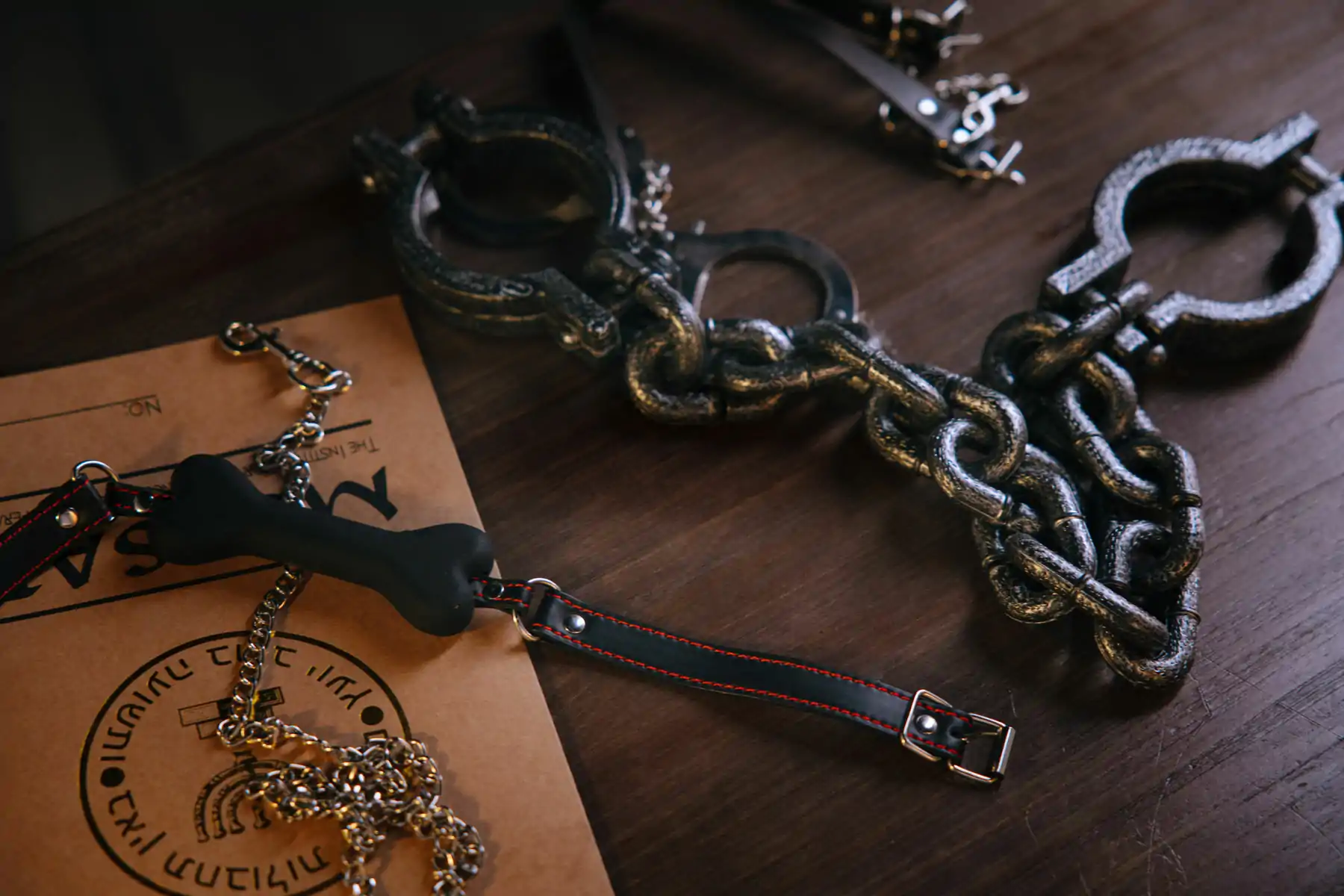 Cosplay 日奈娇 - 审讯室