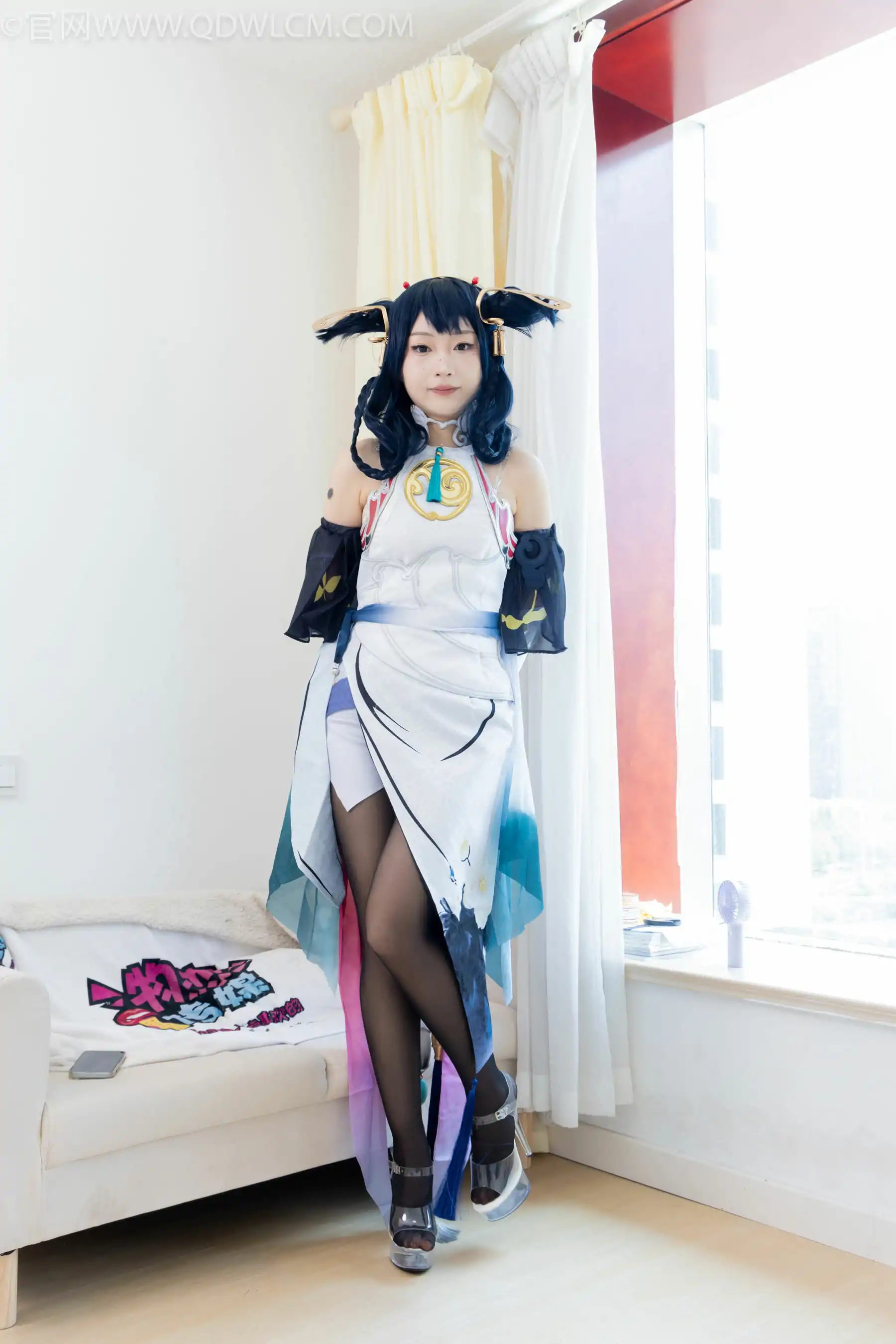 物恋传媒 No.2478 嘟嘟 - cos服、高跟凉鞋、薄白丝、薄黑丝