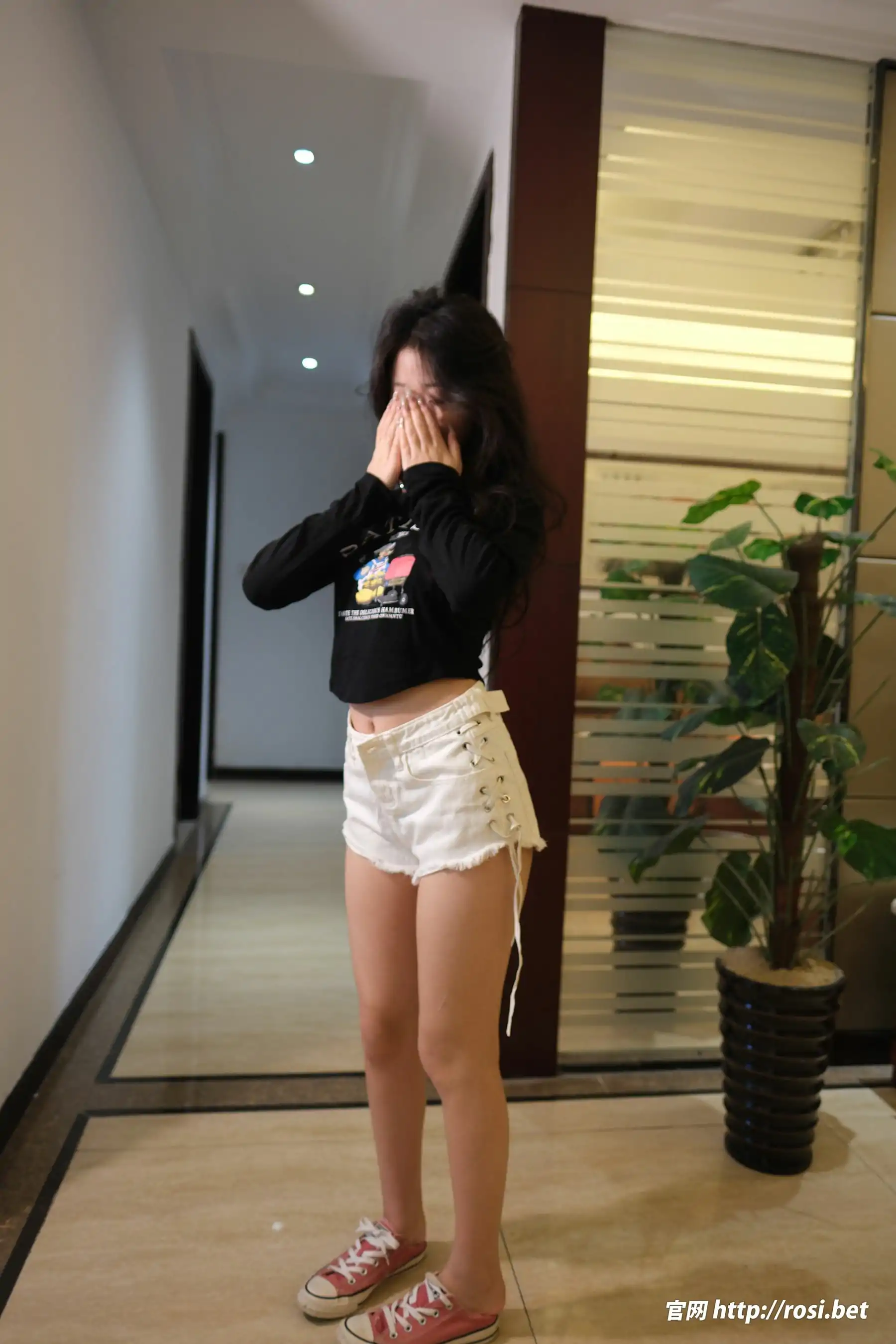 [ROSI写真] 2025.10.30 NO.5078