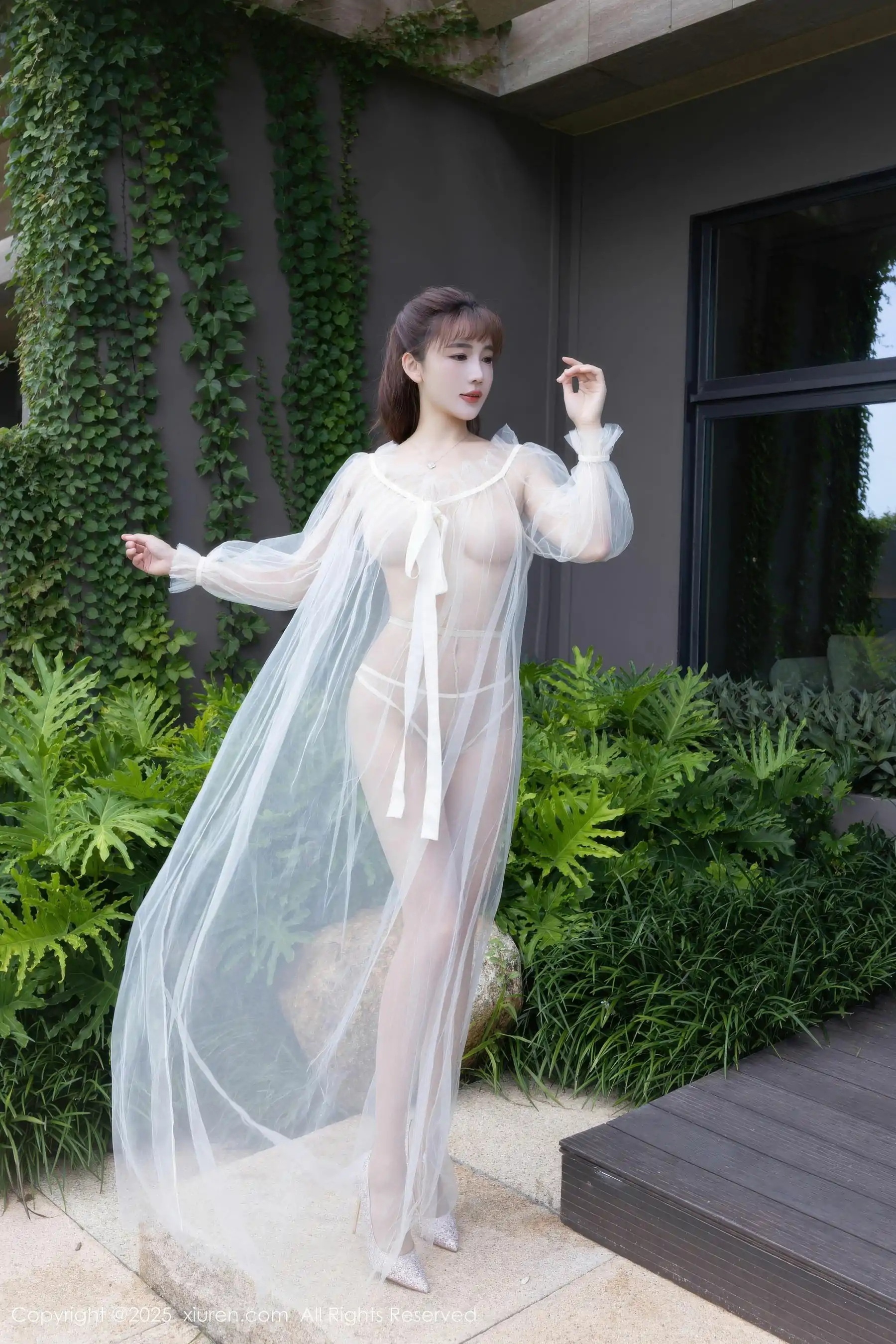 [秀人XiuRen] 2025.10.23 No.10903 陆萱萱