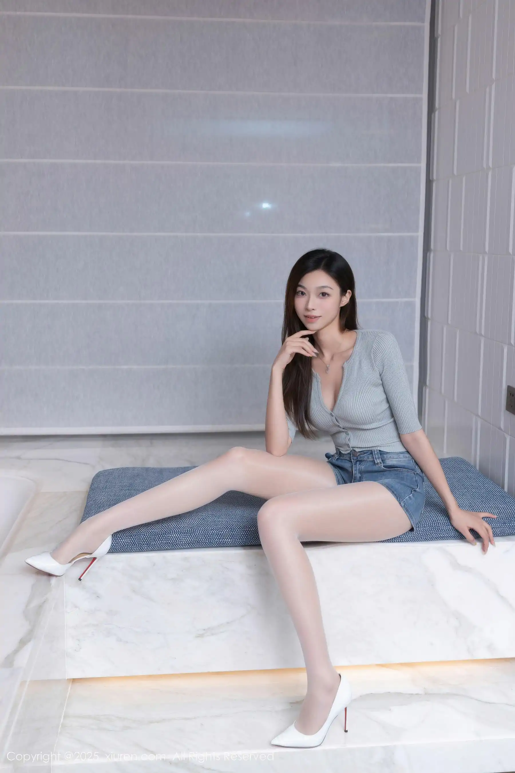 [秀人XiuRen] 2025.10.17 No.10881 kiki柚柚