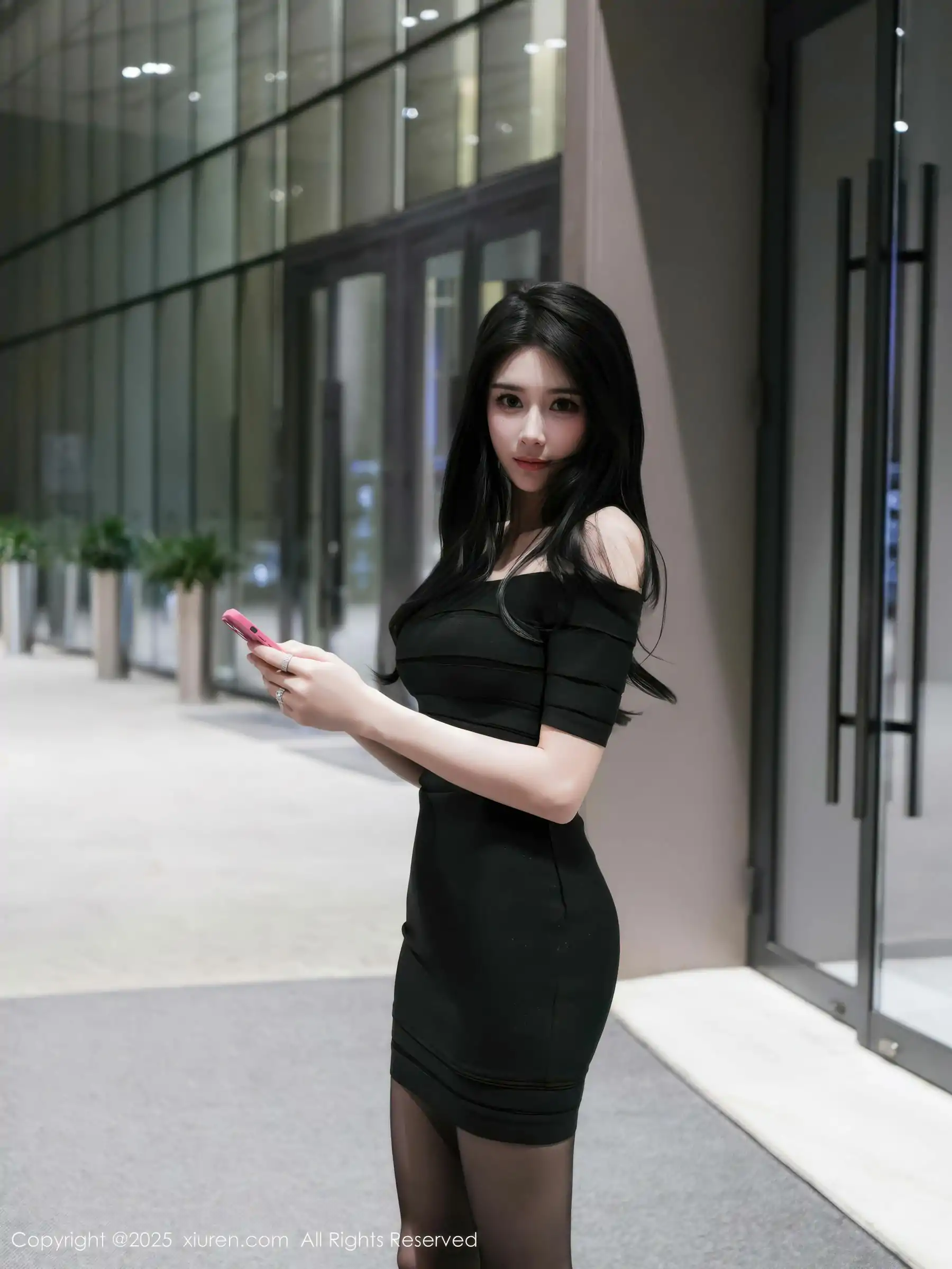 [秀人XiuRen] 2025.11.04 No.10942 椰汁糯米姬