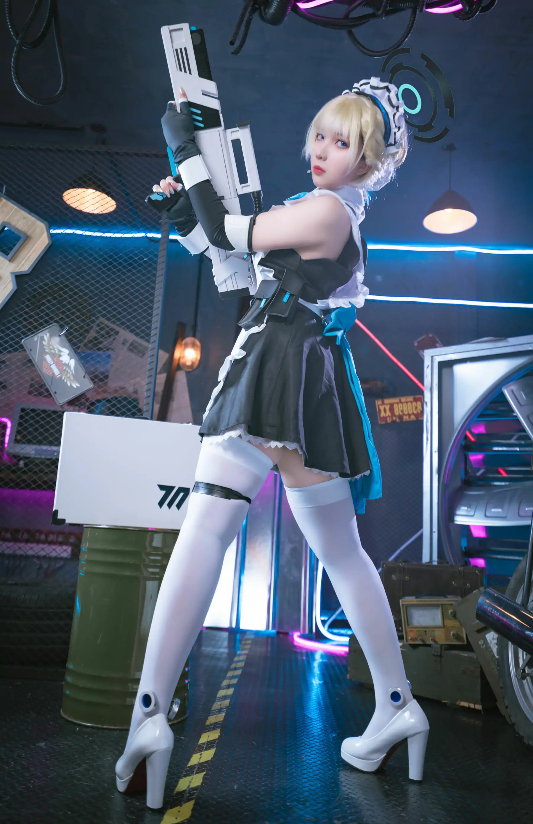 小和甜酒 - 蔚蓝档案 飞鸟马时女仆